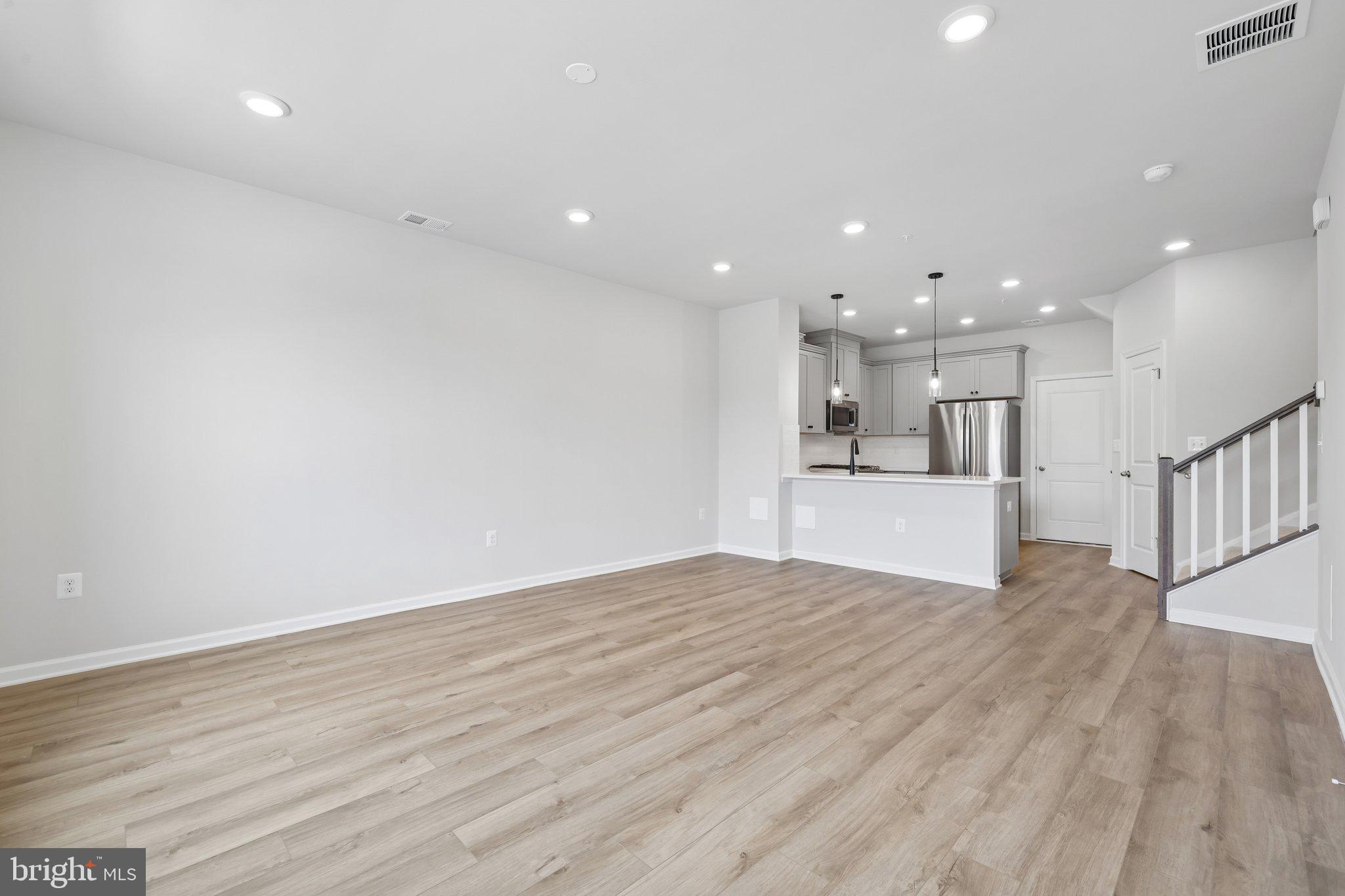 MONTGOMERY VILLAGE - Residential