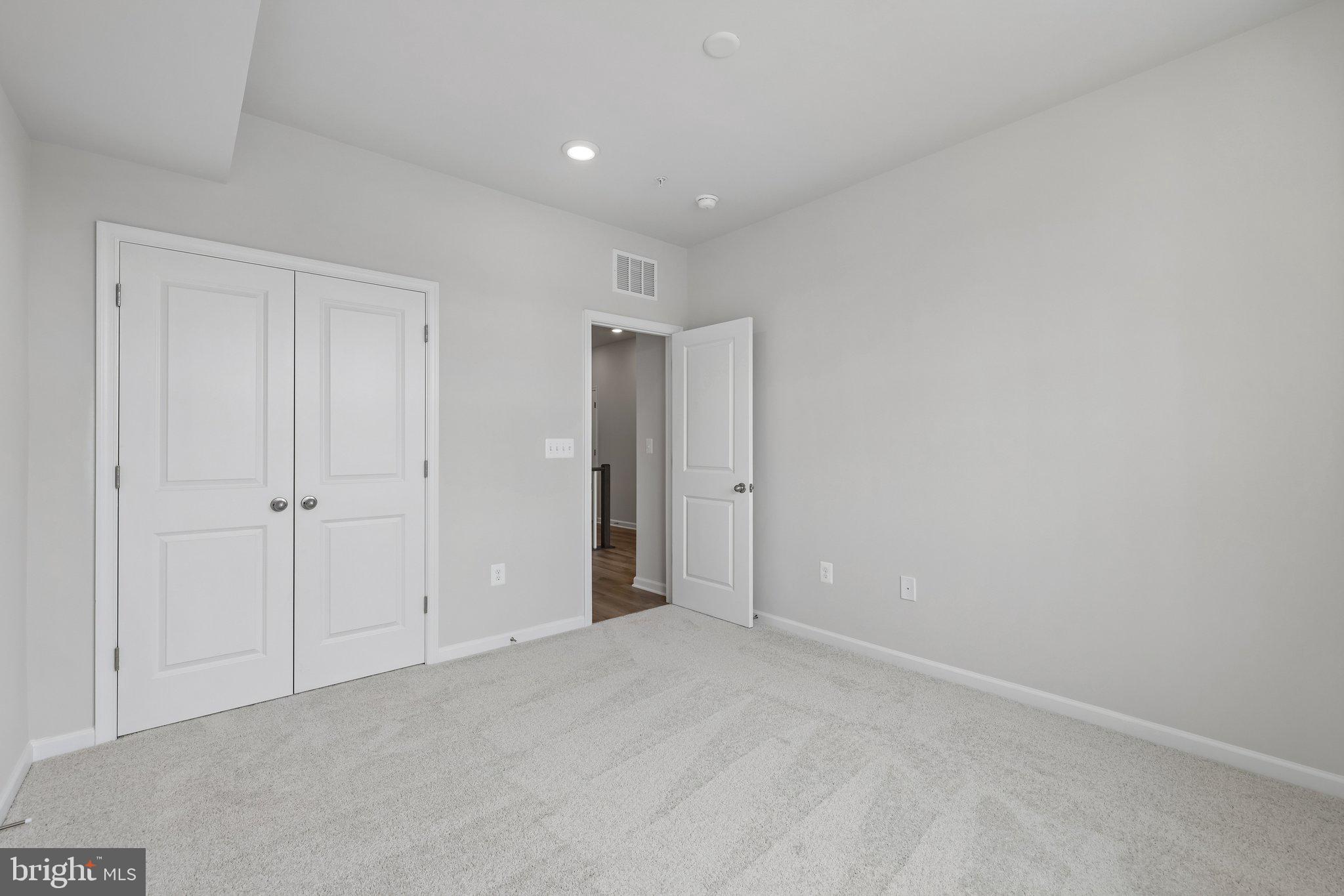 MONTGOMERY VILLAGE - Residential