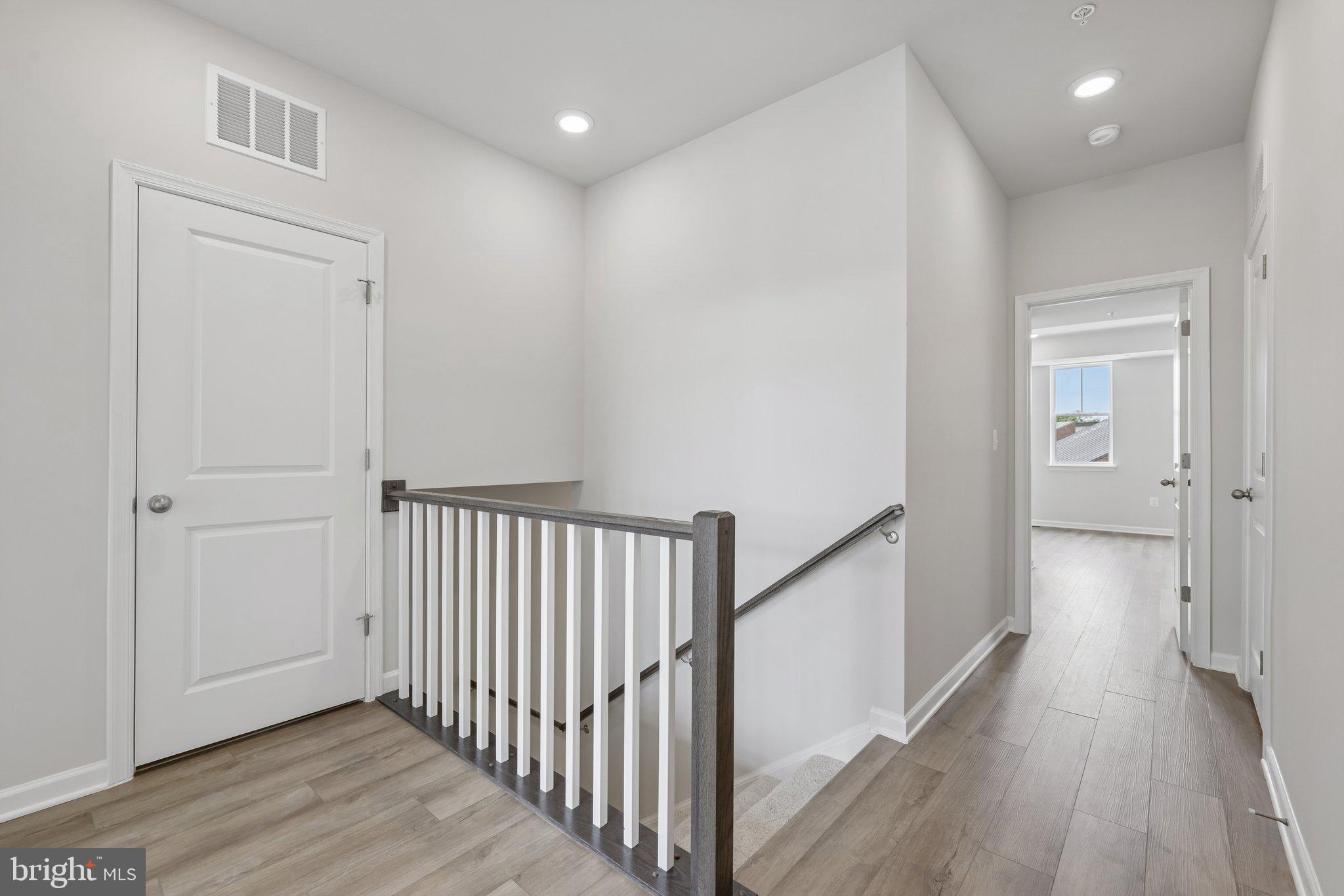 MONTGOMERY VILLAGE - Residential