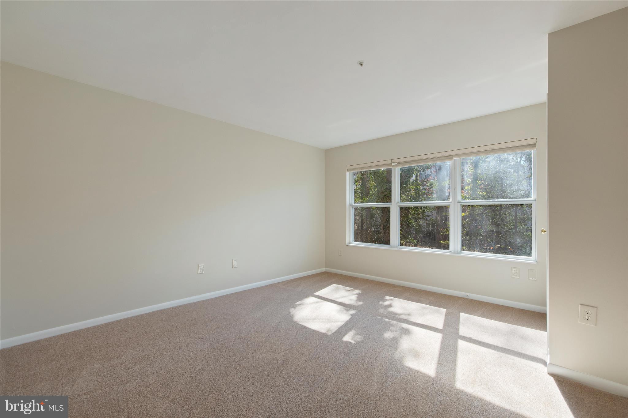ANNAPOLIS OVERLOOK - Residential
