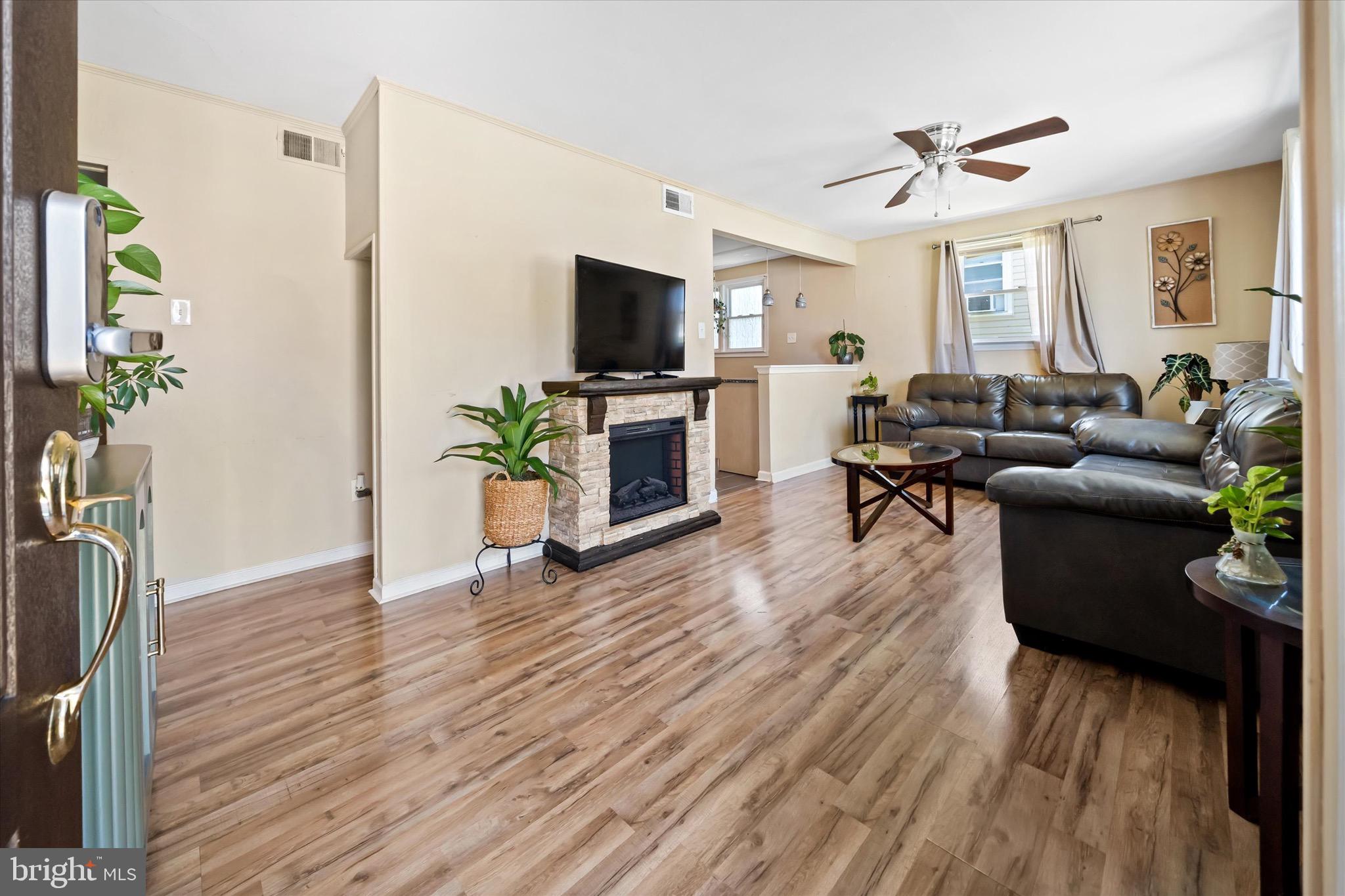 CHELSEA ESTATES - Residential