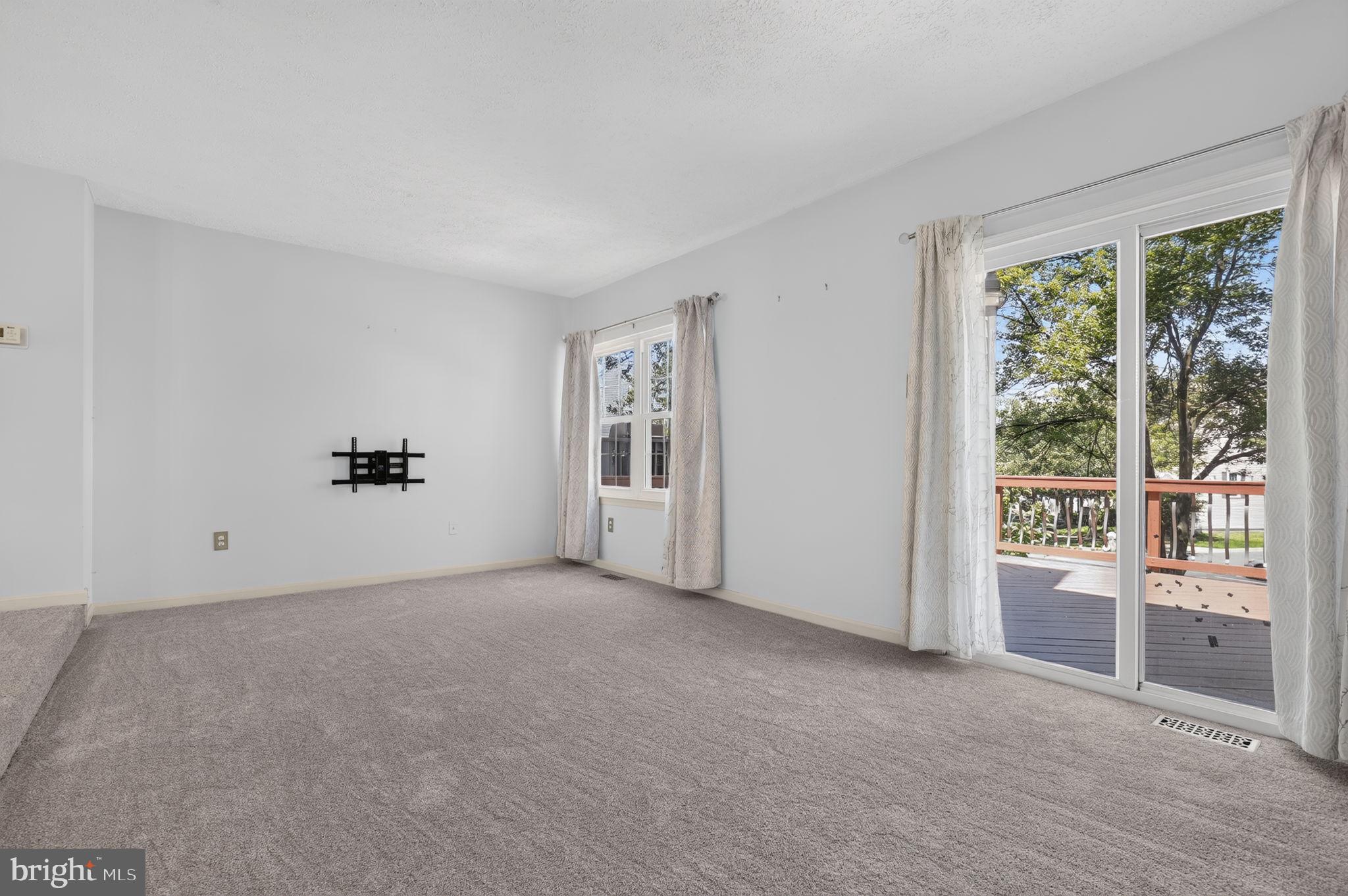 FERNSHIRE FARMS - Residential