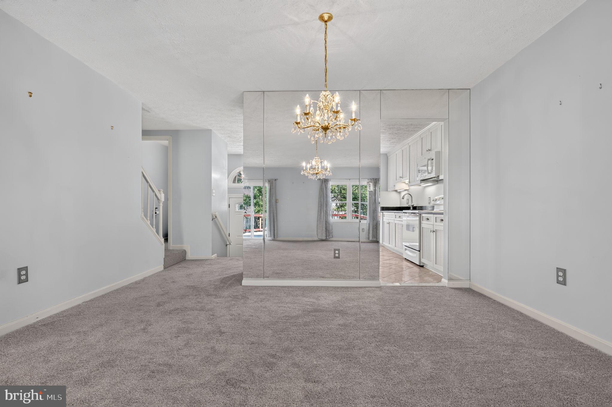 FERNSHIRE FARMS - Residential