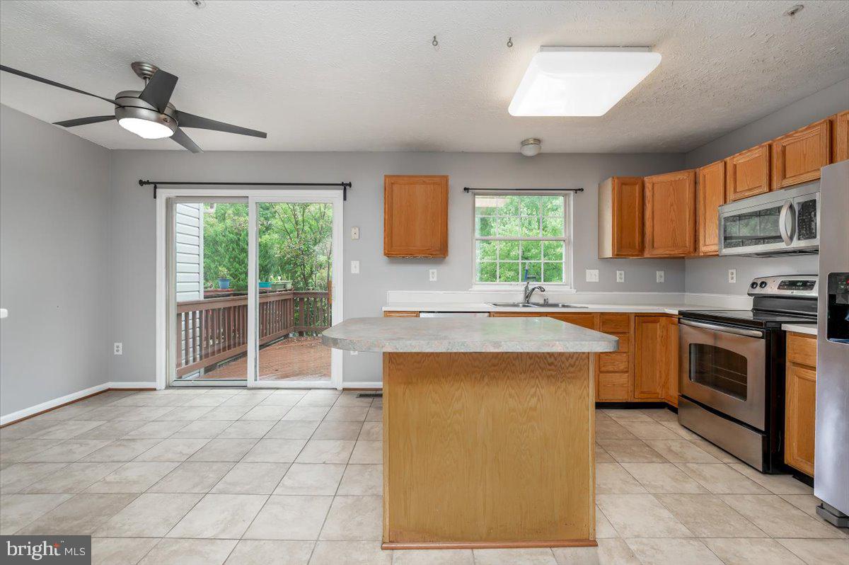 CHESTNUT HILL COVE - Residential