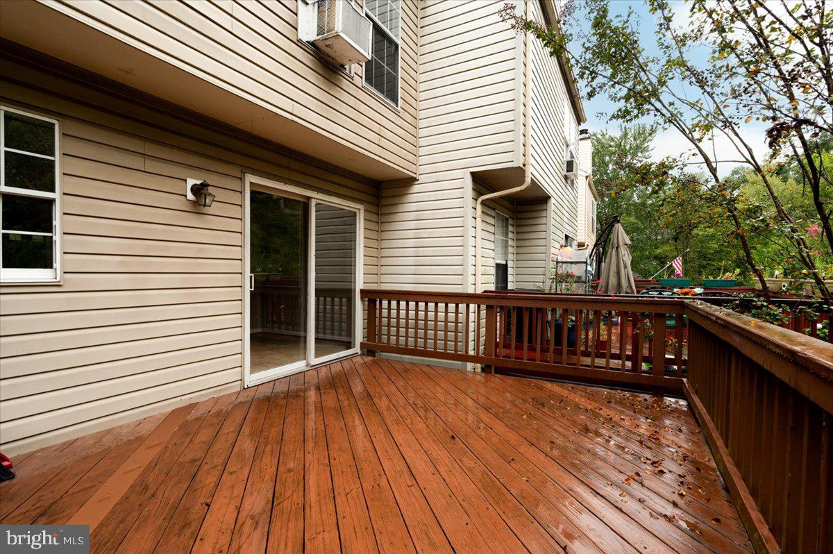 CHESTNUT HILL COVE - Residential