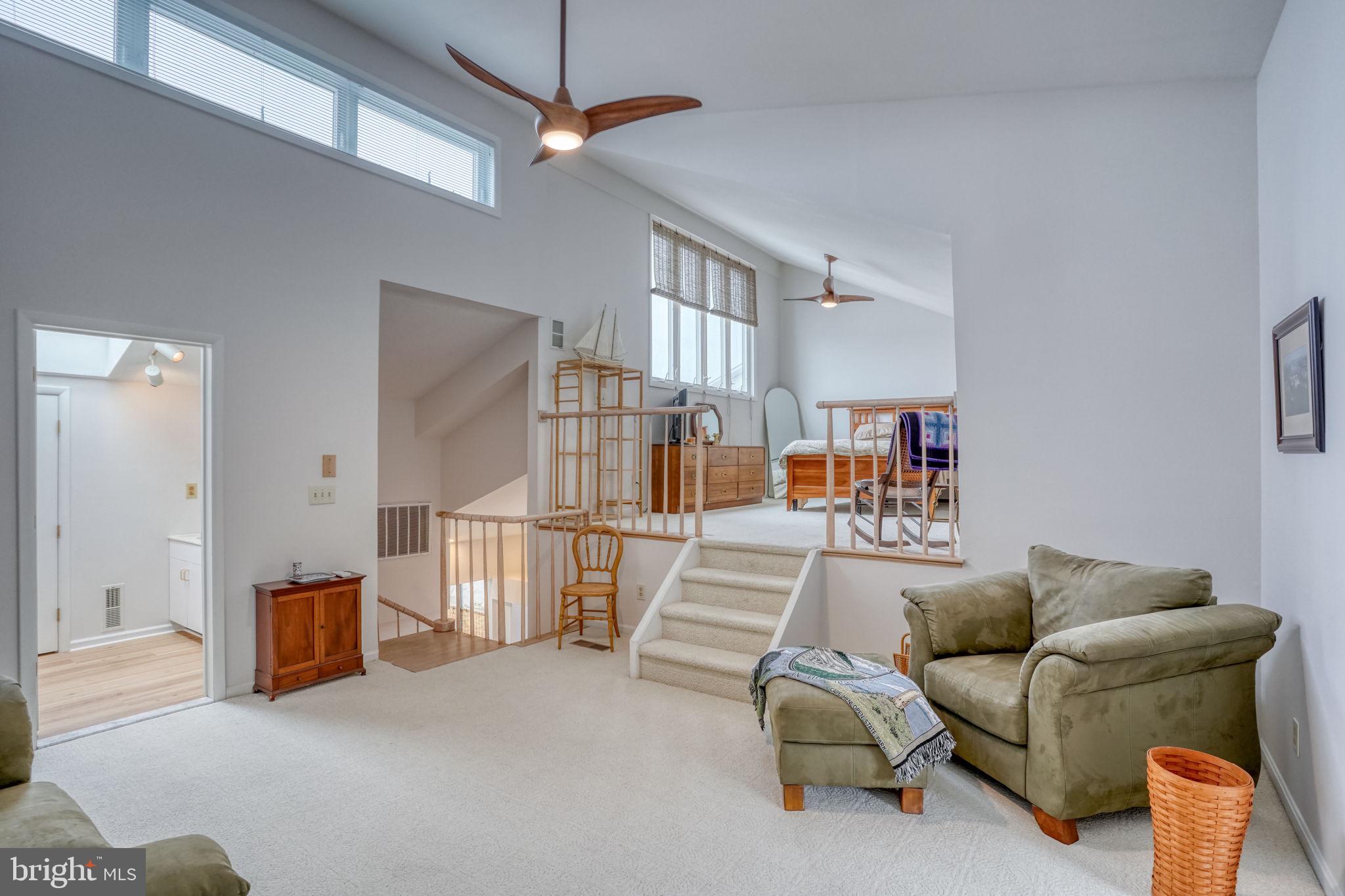 HUNTERS POINTE - Residential