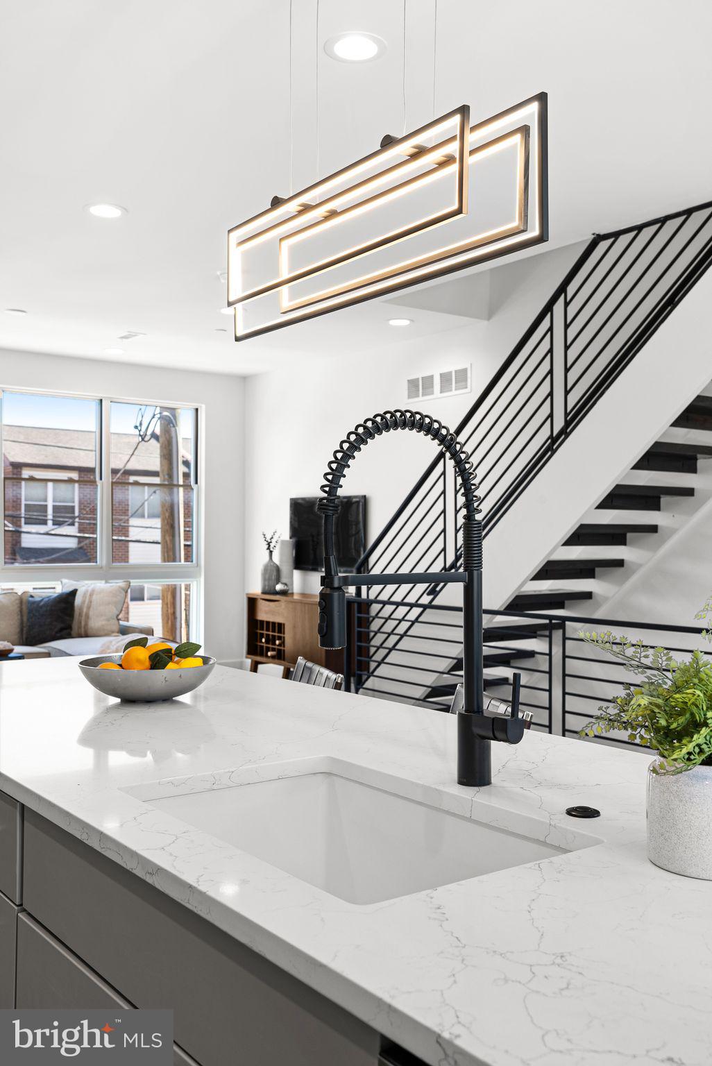 WEST POPLAR - Residential