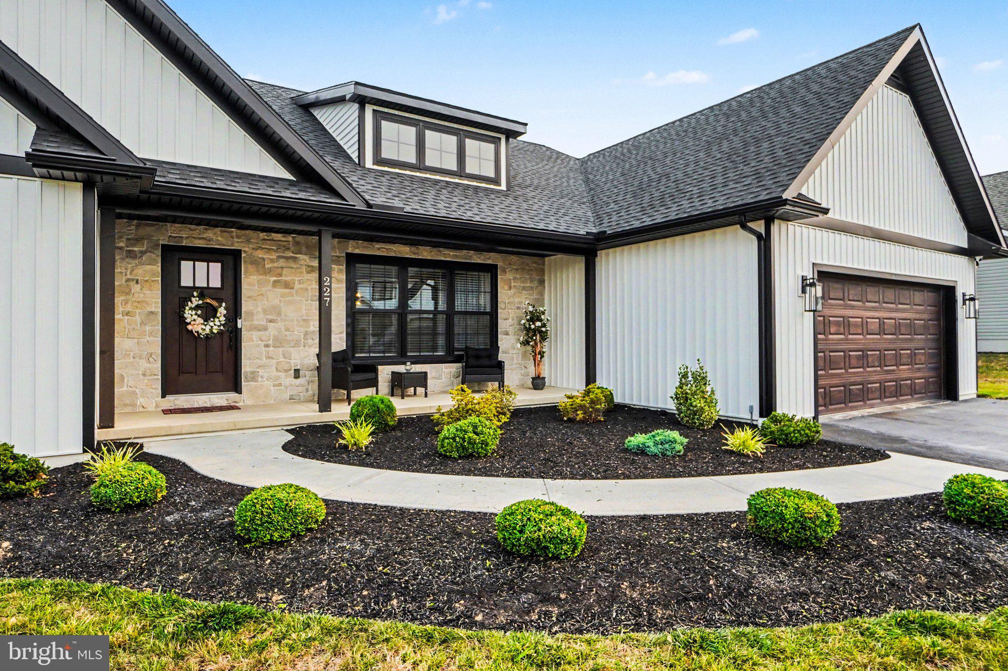 MAPLEDALE ESTATES - Residential