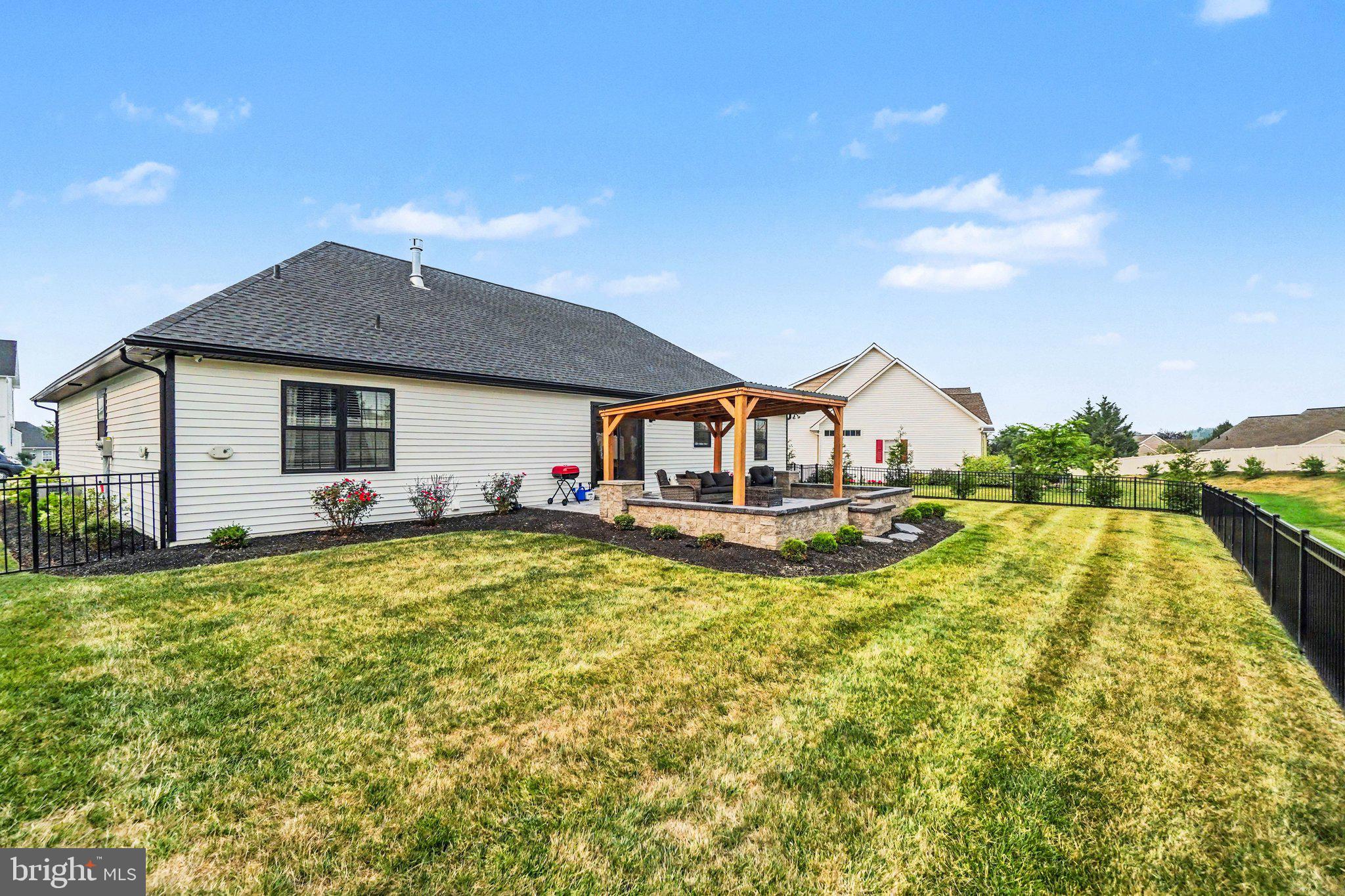 MAPLEDALE ESTATES - Residential