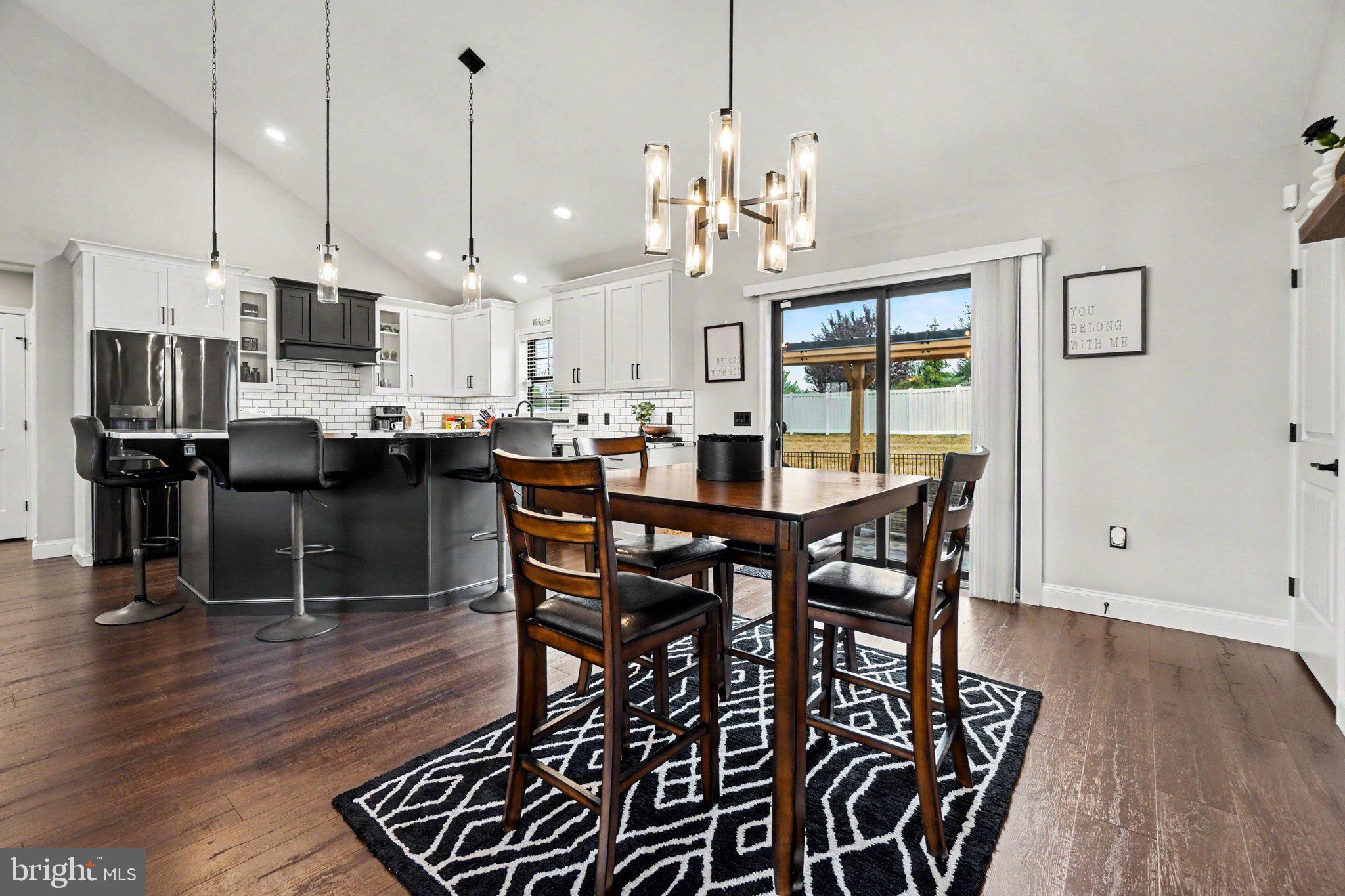MAPLEDALE ESTATES - Residential