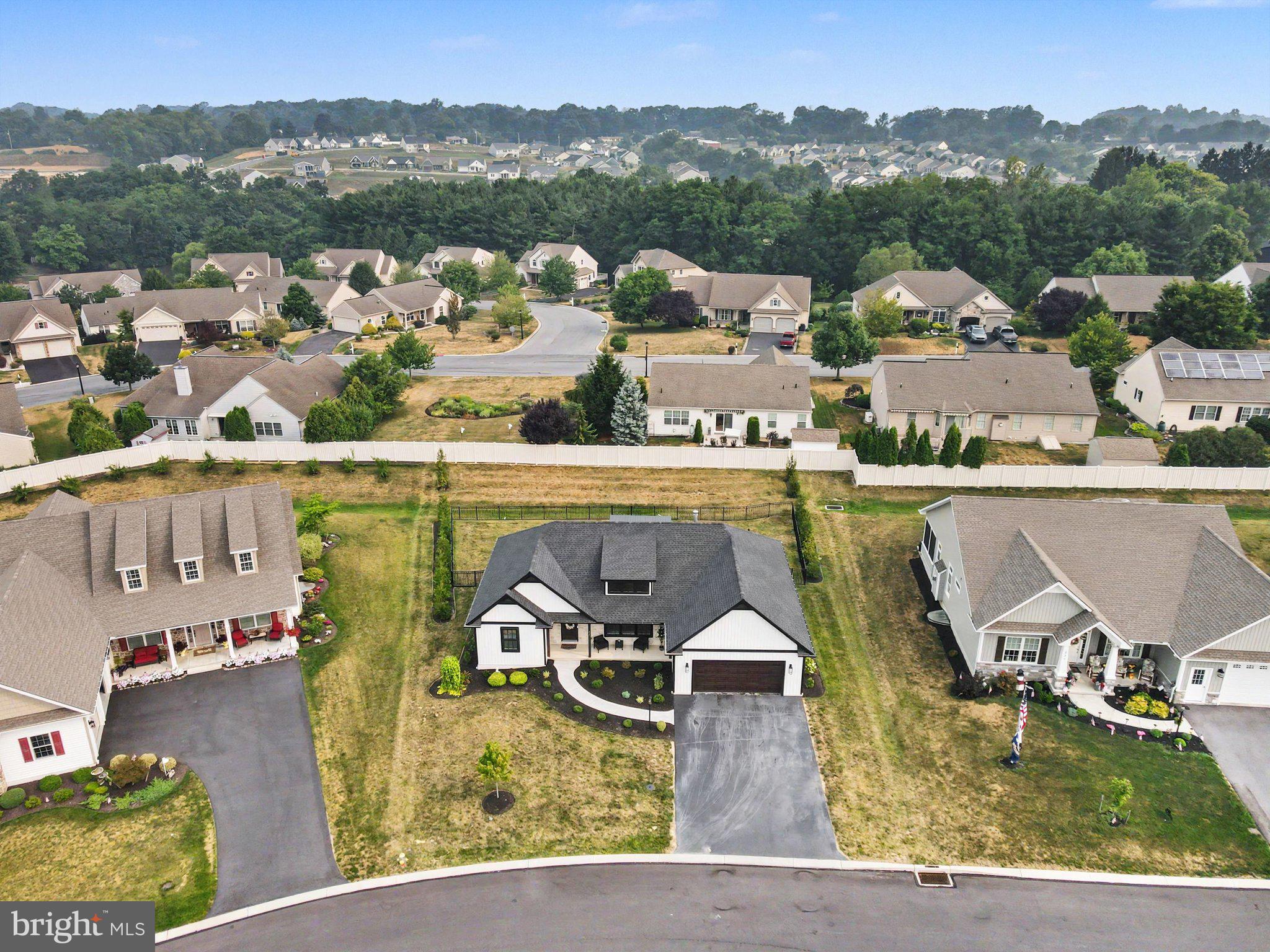 MAPLEDALE ESTATES - Residential