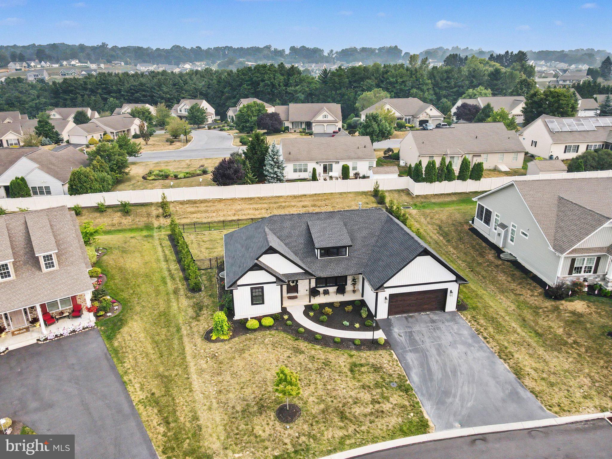 MAPLEDALE ESTATES - Residential