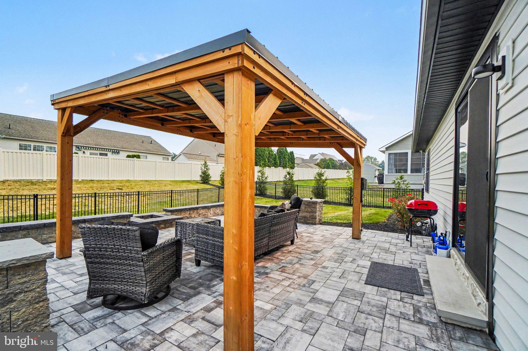 MAPLEDALE ESTATES - Residential