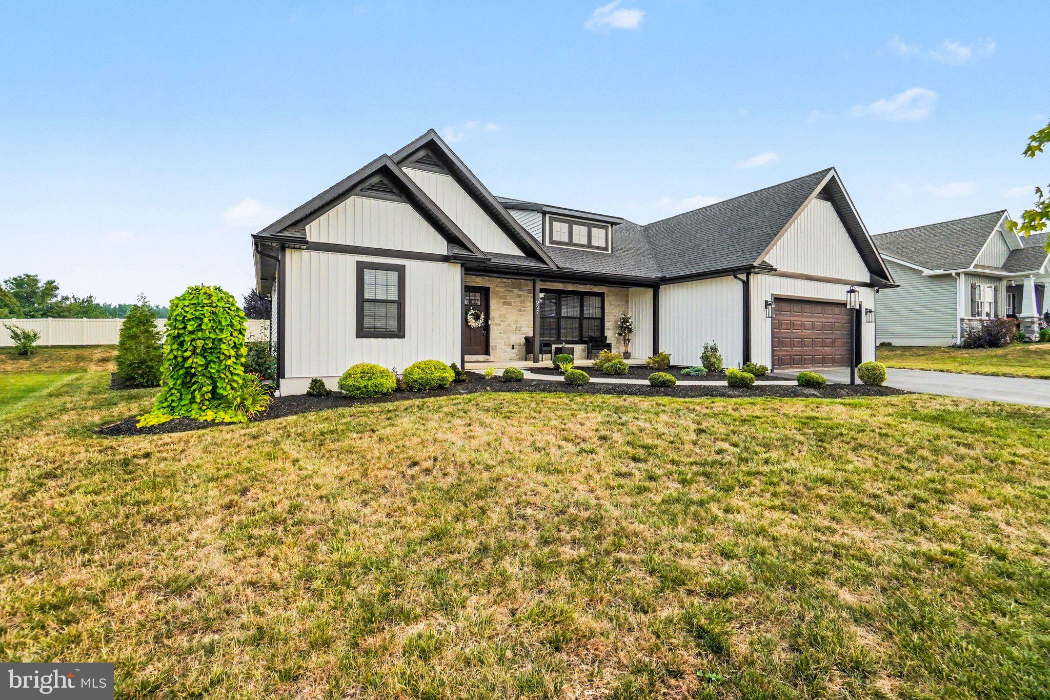 MAPLEDALE ESTATES - Residential