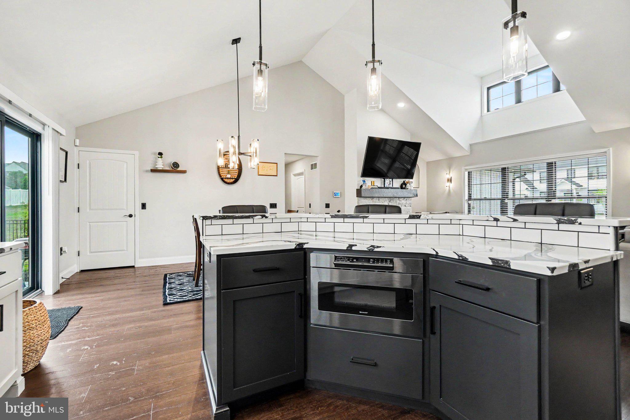 MAPLEDALE ESTATES - Residential