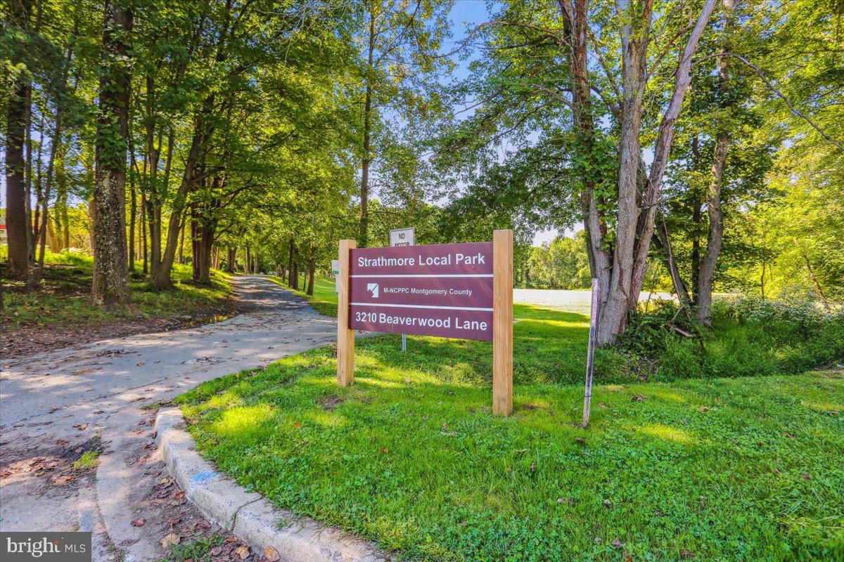 WHEATON HILLS - Residential