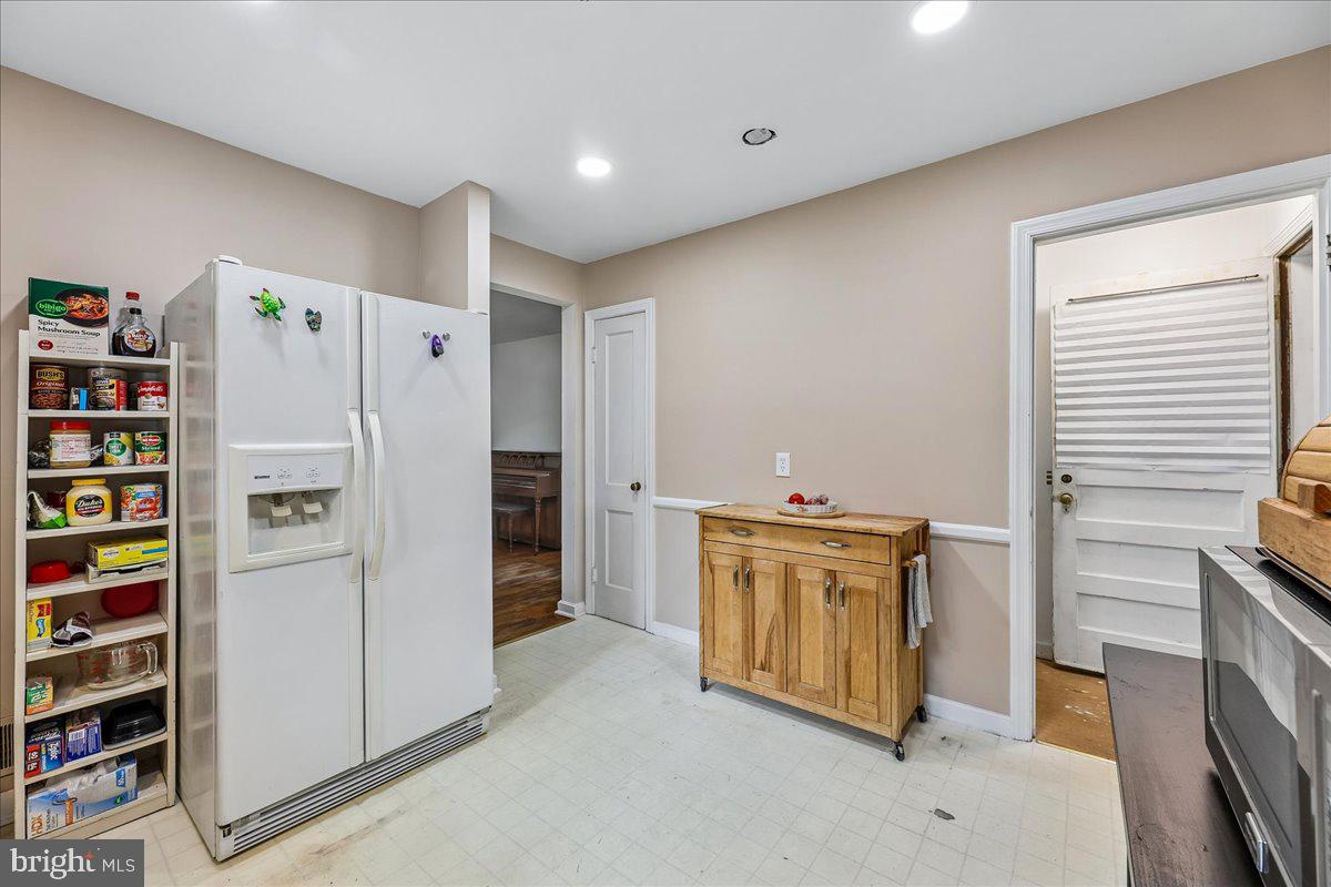WHEATON HILLS - Residential