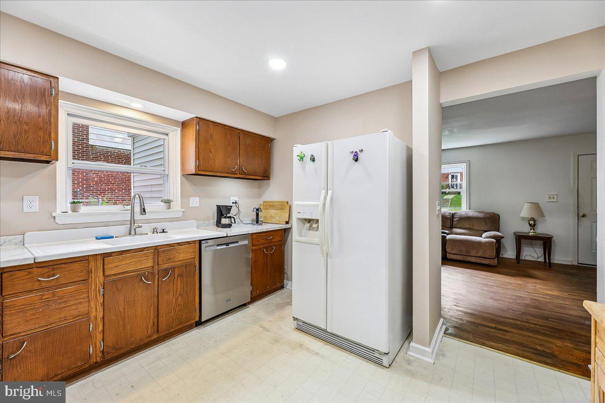 WHEATON HILLS - Residential