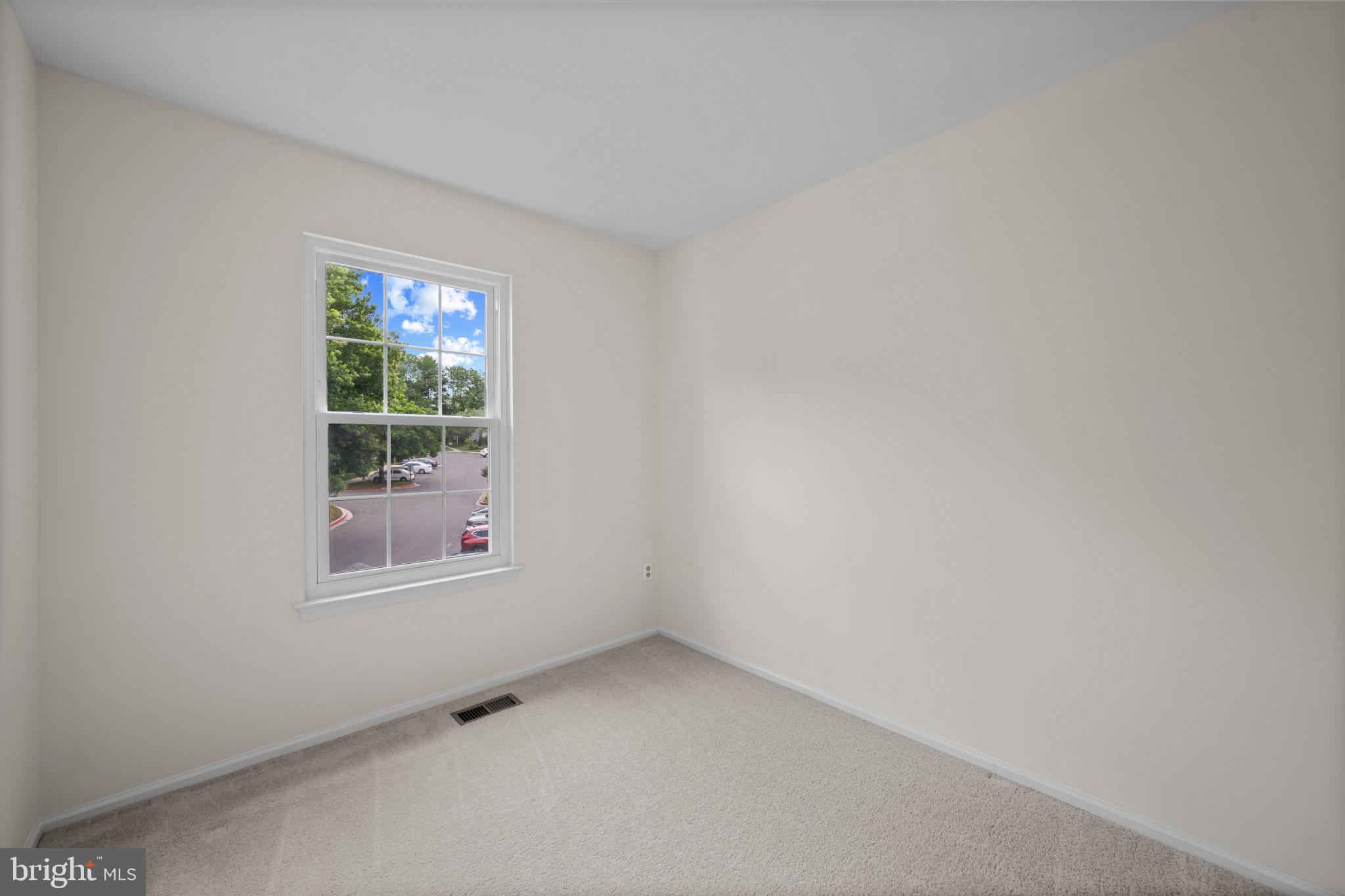 SUMMERHILL - Residential