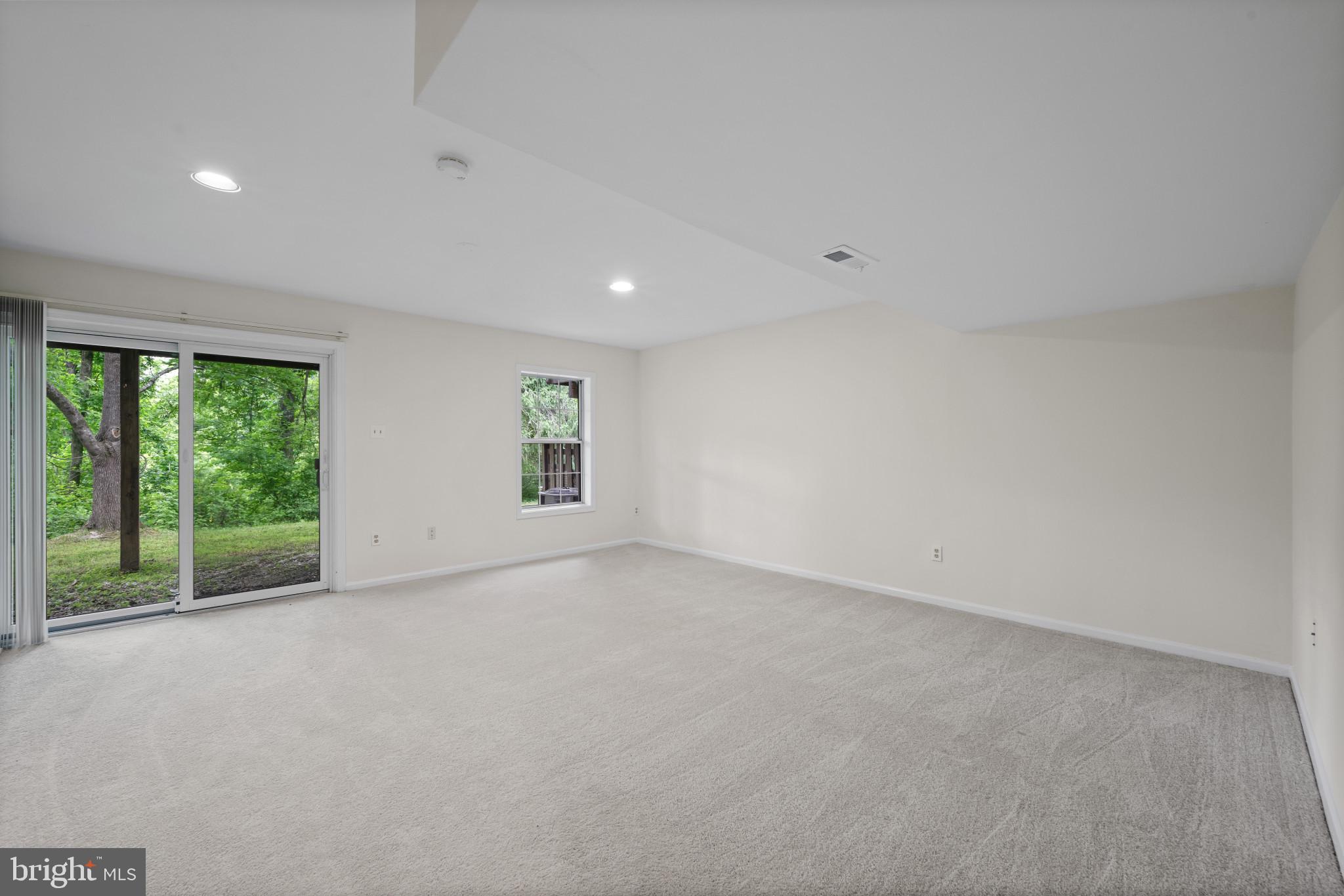 SUMMERHILL - Residential