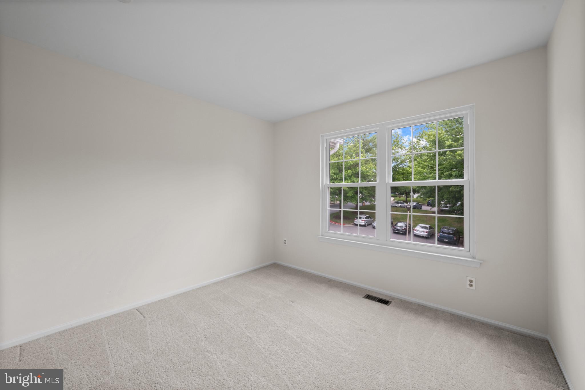 SUMMERHILL - Residential