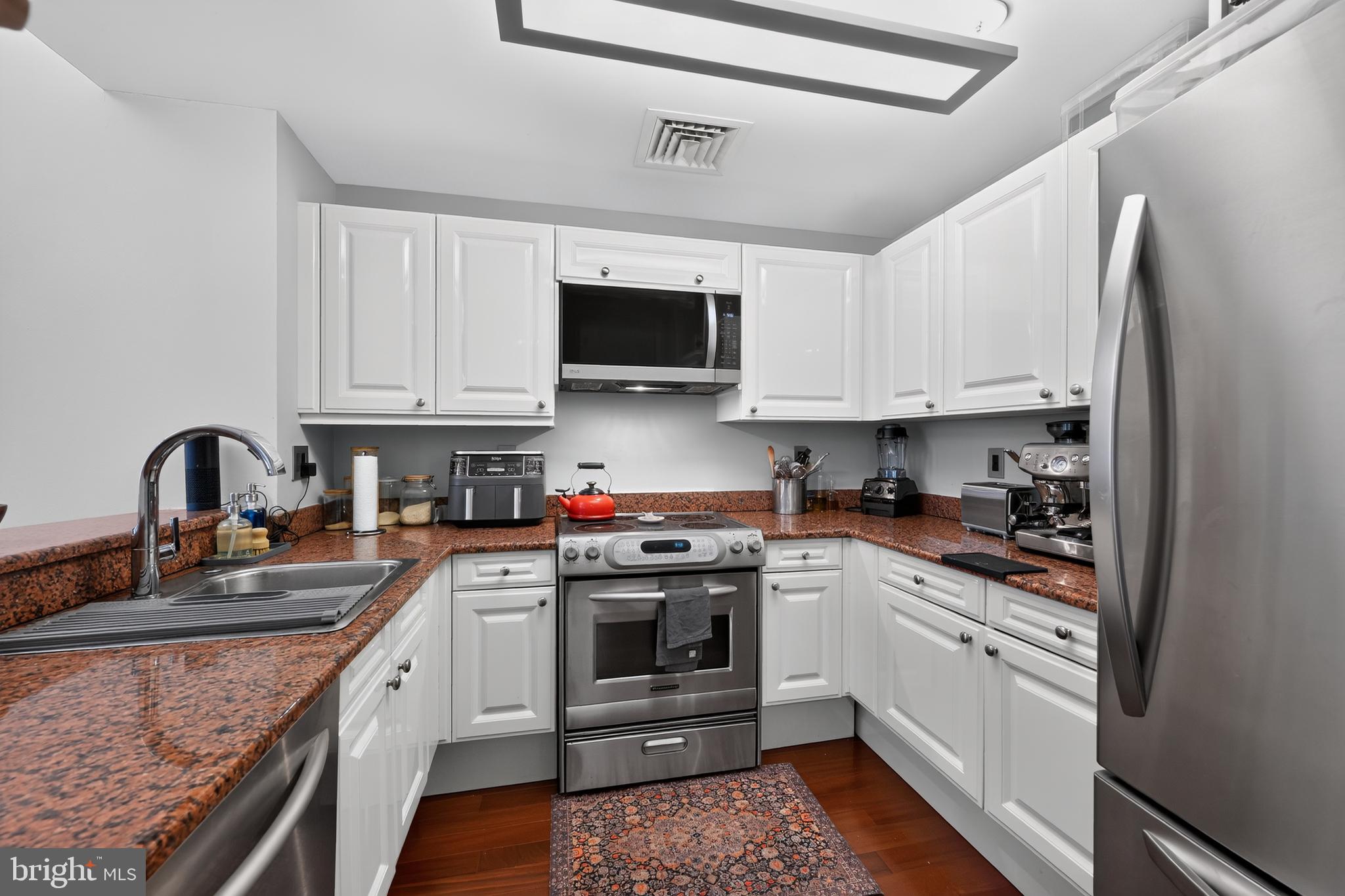 RITTENHOUSE SQUARE - Residential