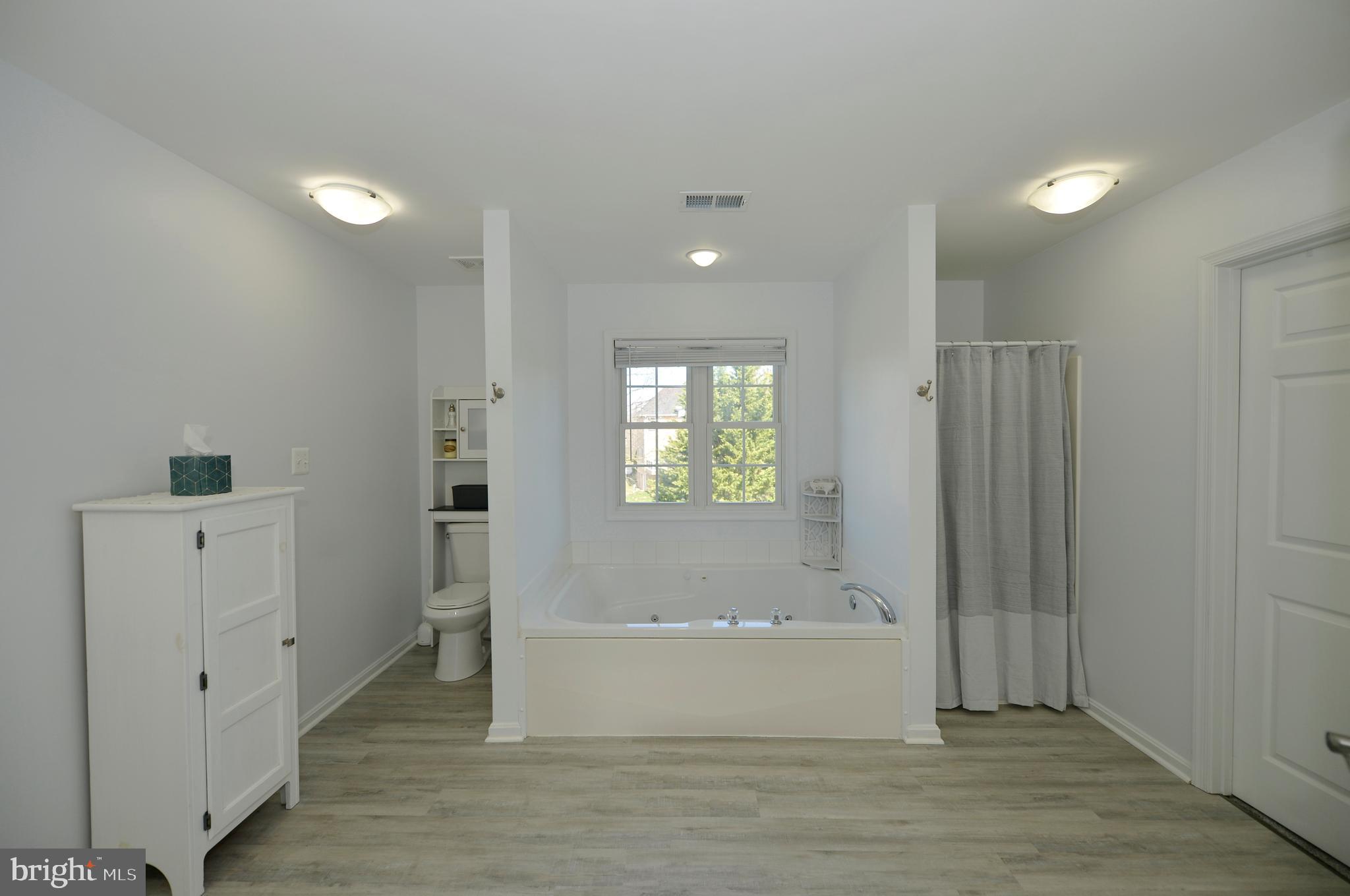 EASTLAND - Residential