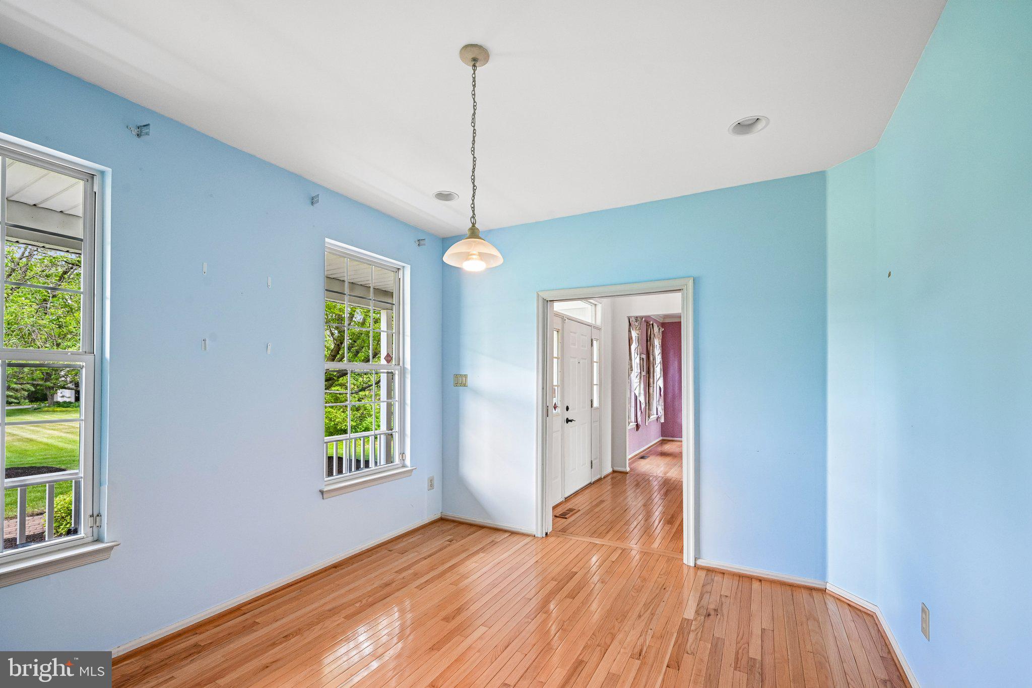 LAUREL ESTATES - Residential