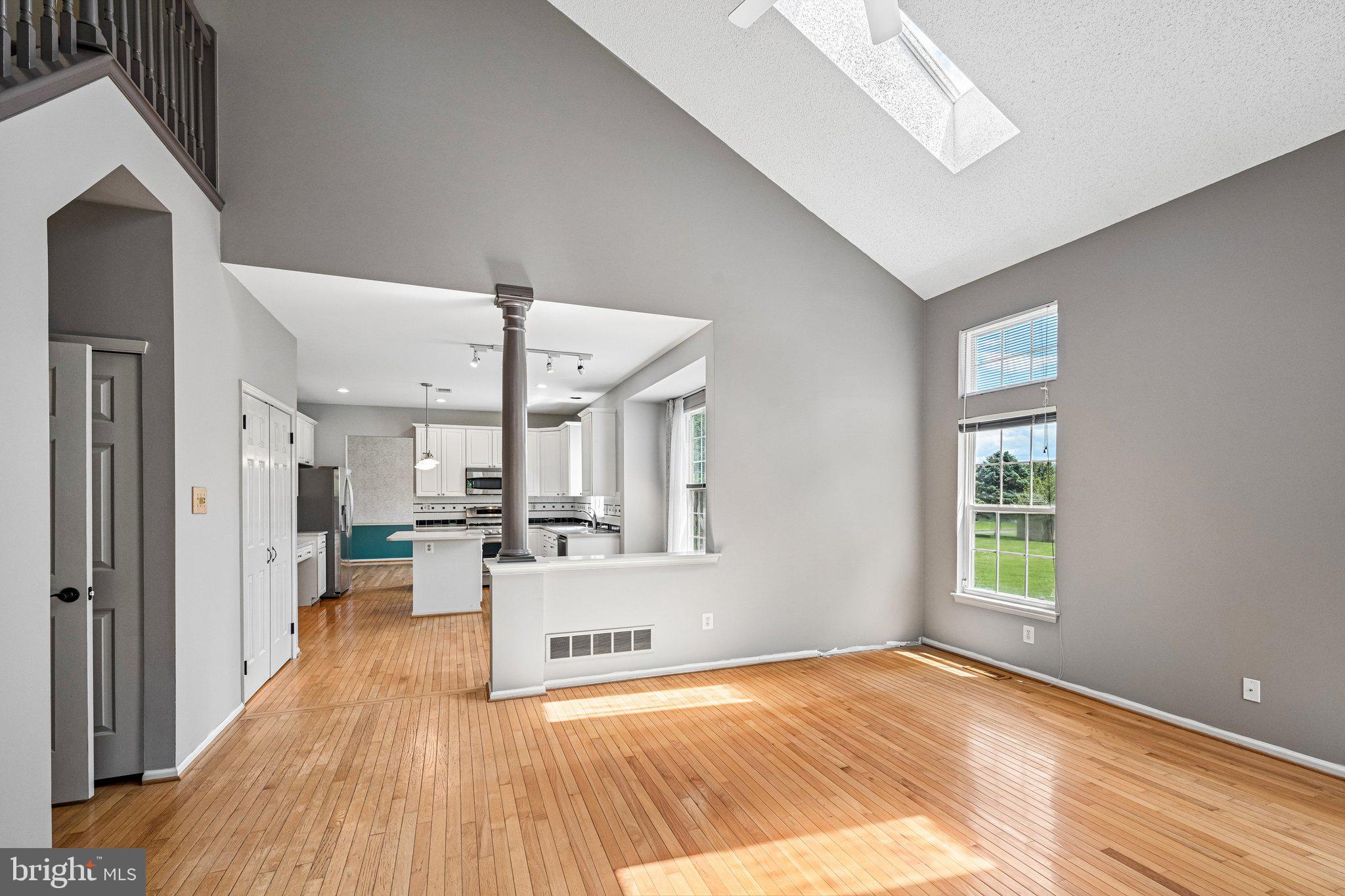 LAUREL ESTATES - Residential