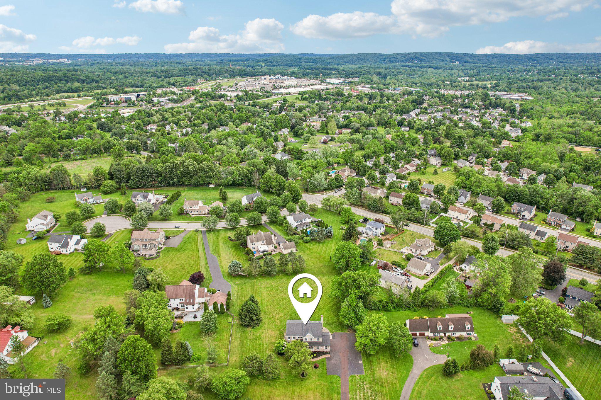 LAUREL ESTATES - Residential