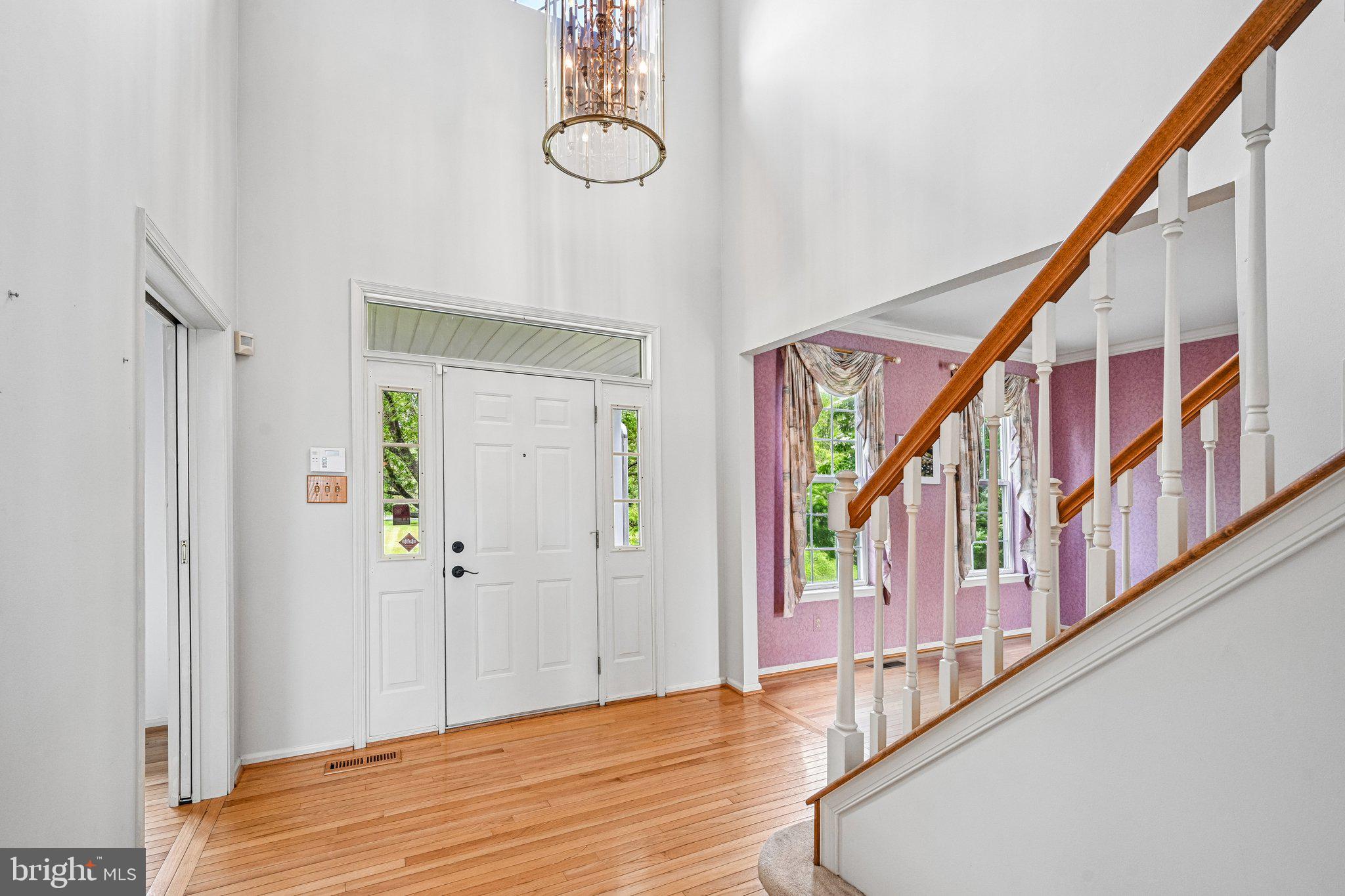 LAUREL ESTATES - Residential