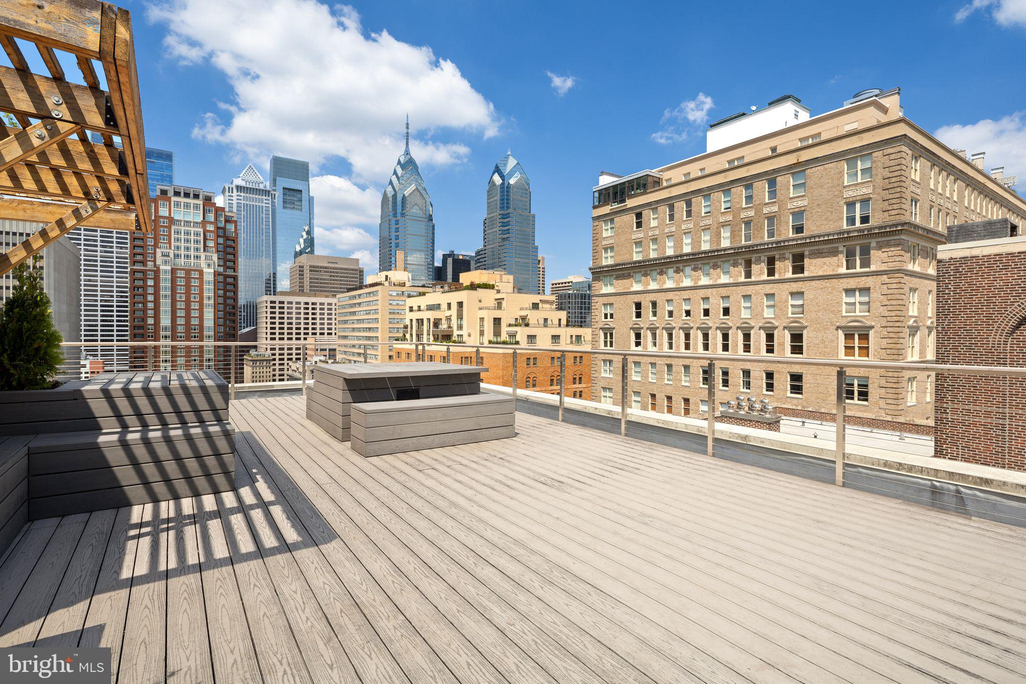 RITTENHOUSE SQUARE - Residential
