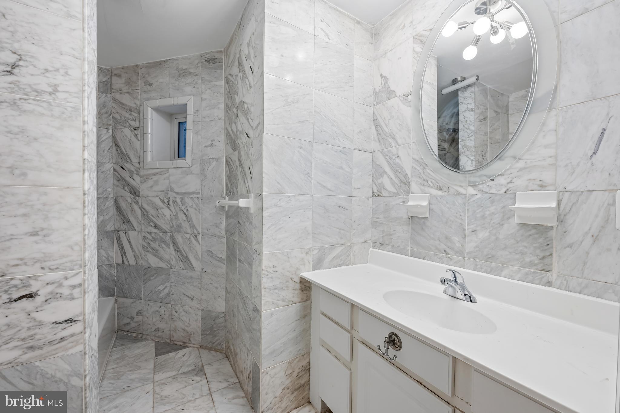 RESERVOIR HILL - Residential Income