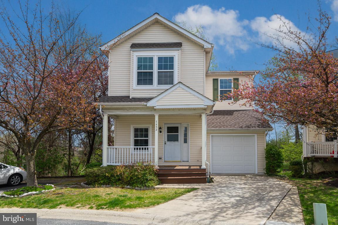 NEW COLONY VILLAGE - Residential Lease
