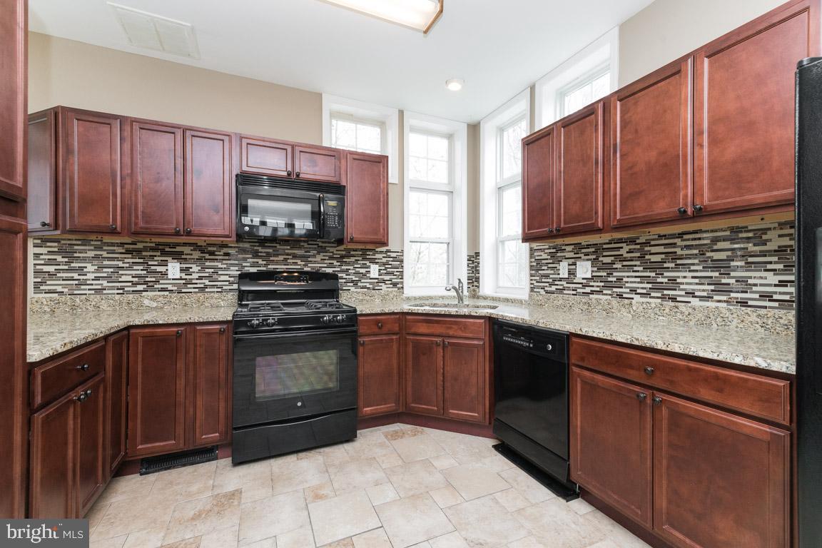 NEW COLONY VILLAGE - Residential Lease