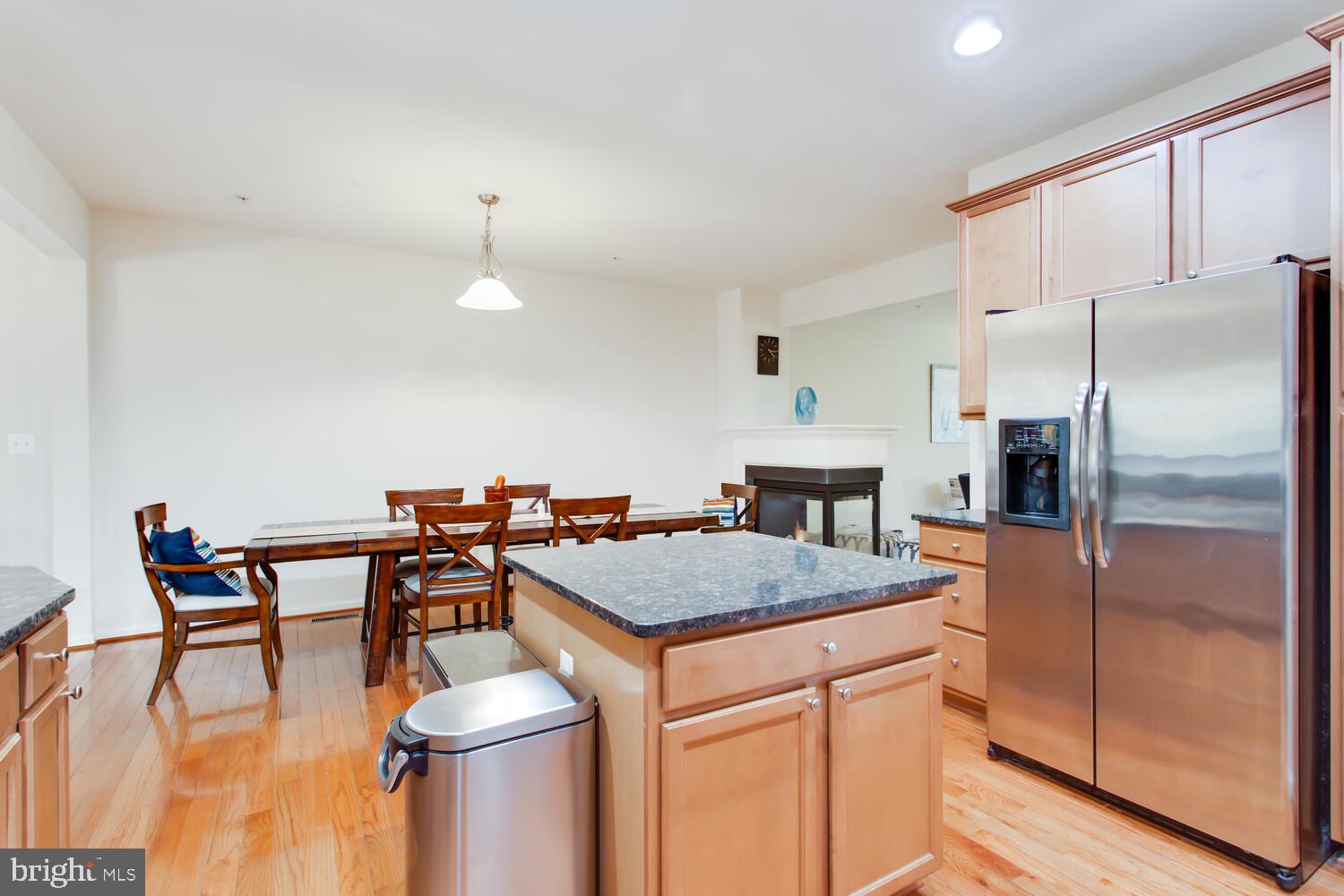 HALL STATION - Residential