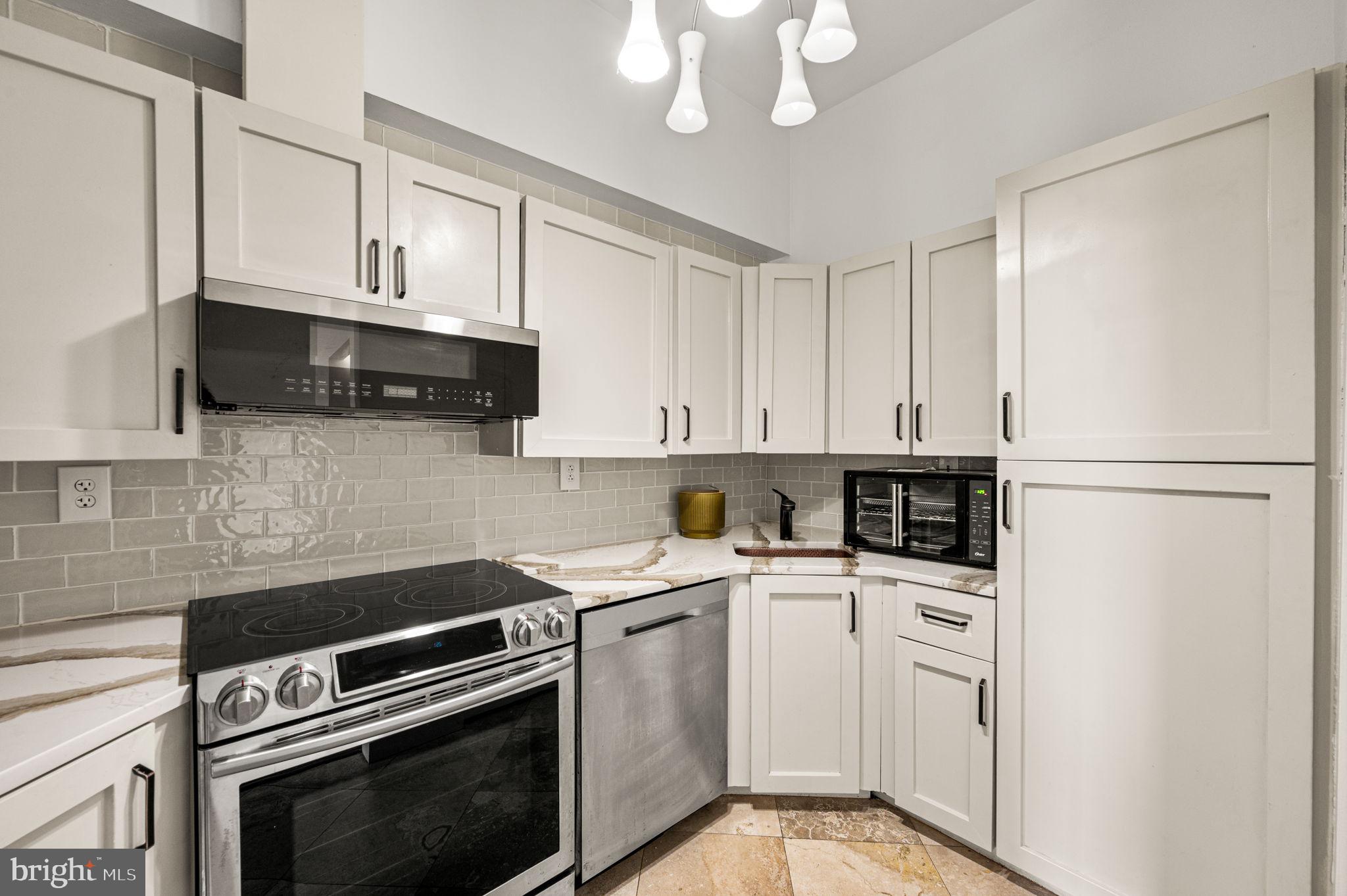 PENN'S LANDING - Residential