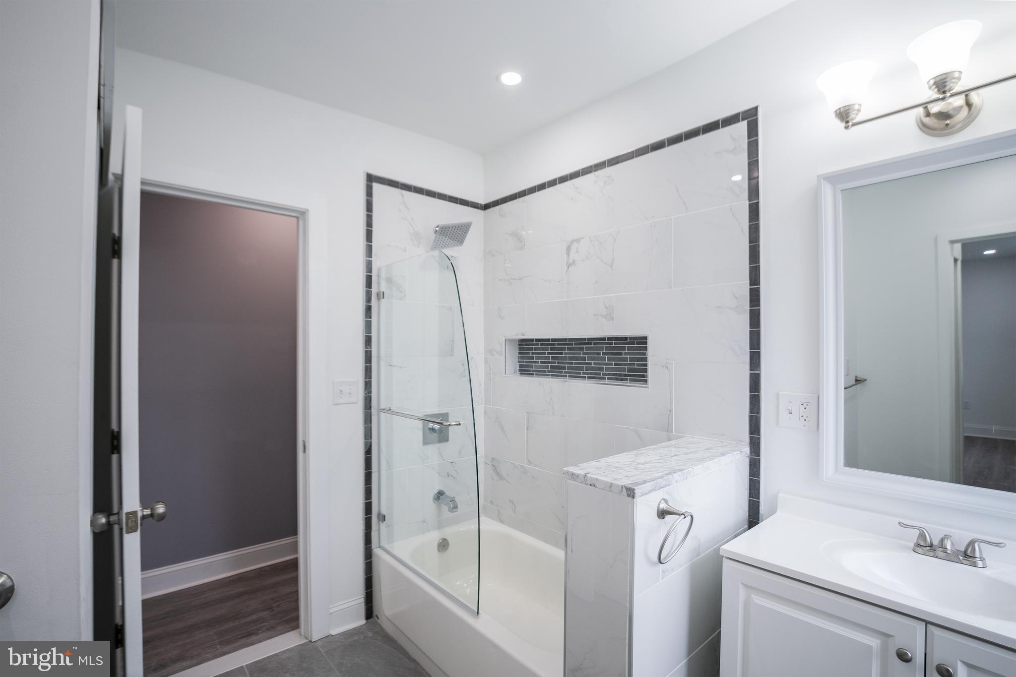 FISHTOWN - Residential Lease