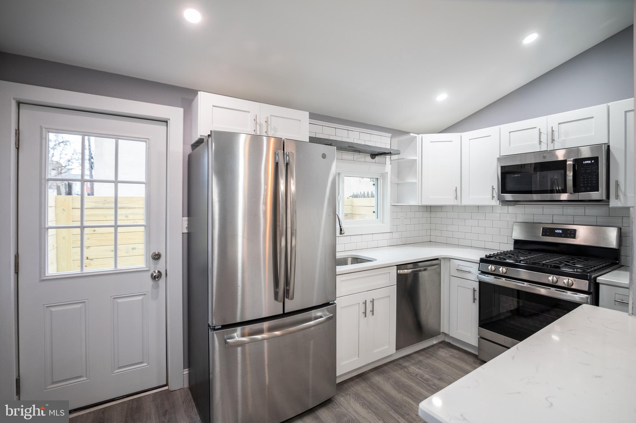 FISHTOWN - Residential Lease