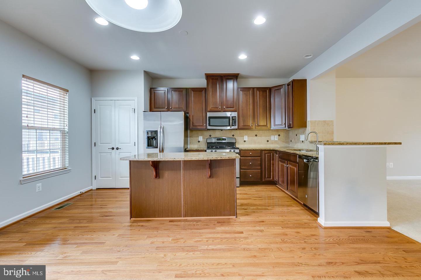 ARCOLA - Residential Lease
