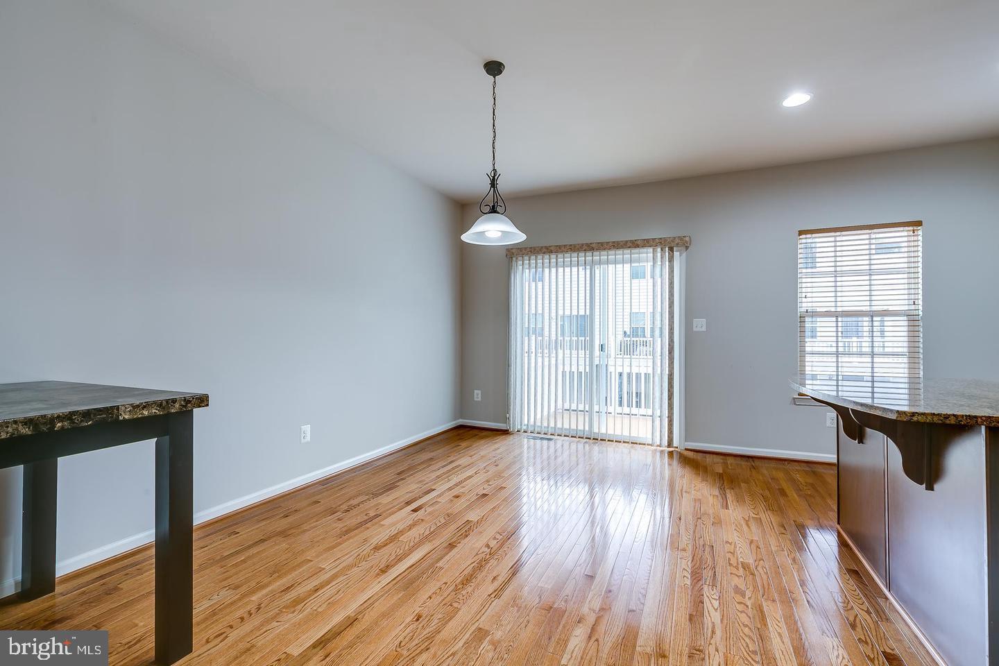 ARCOLA - Residential Lease