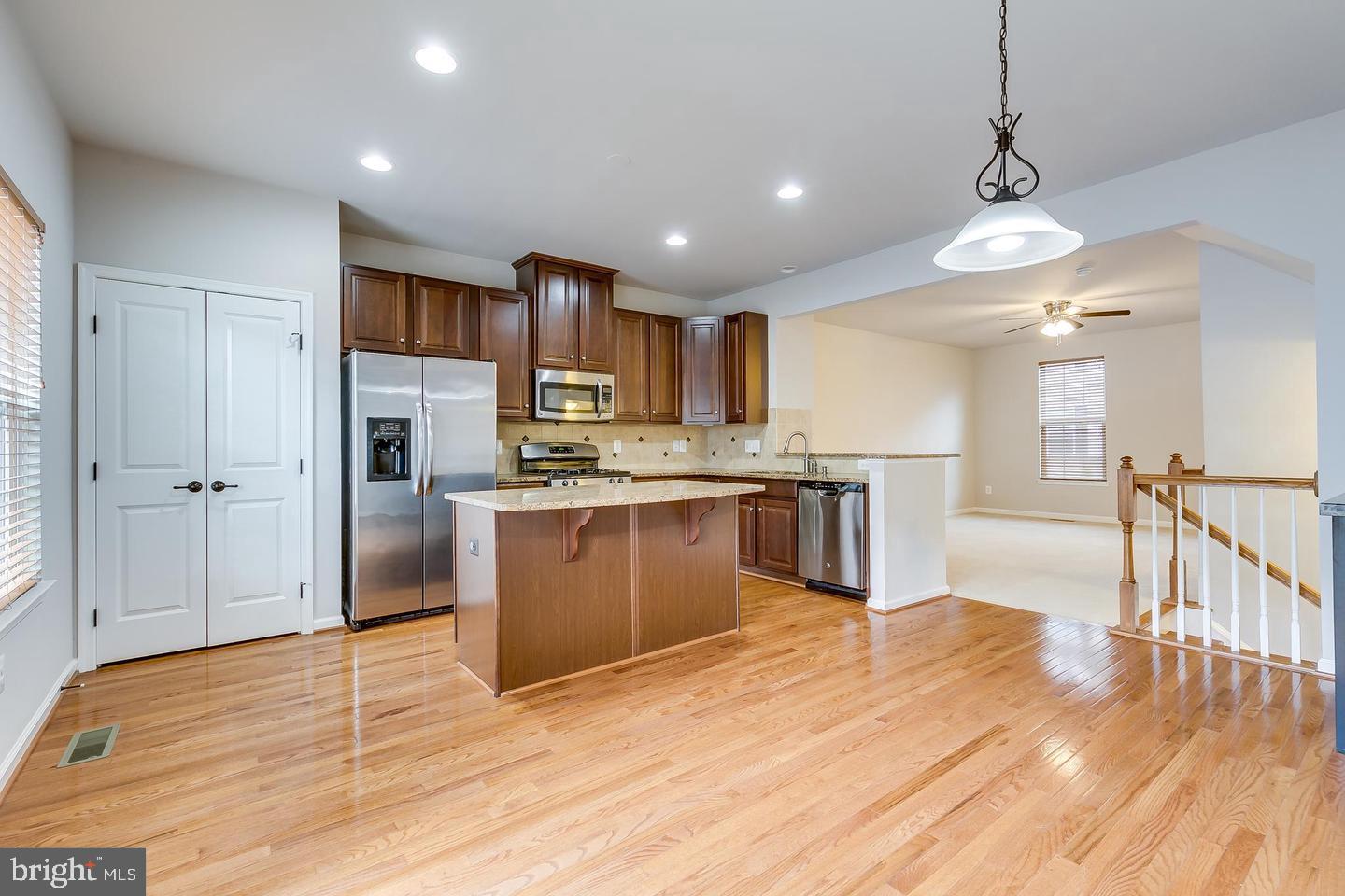 ARCOLA - Residential Lease
