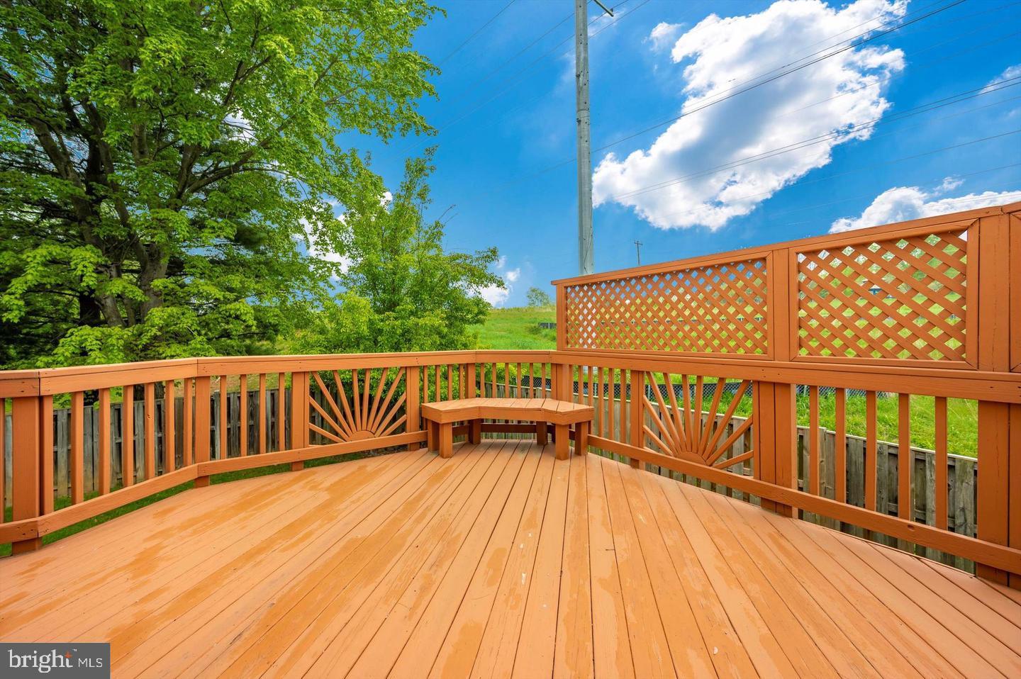 MONTGOMERY MEADOWS - Residential