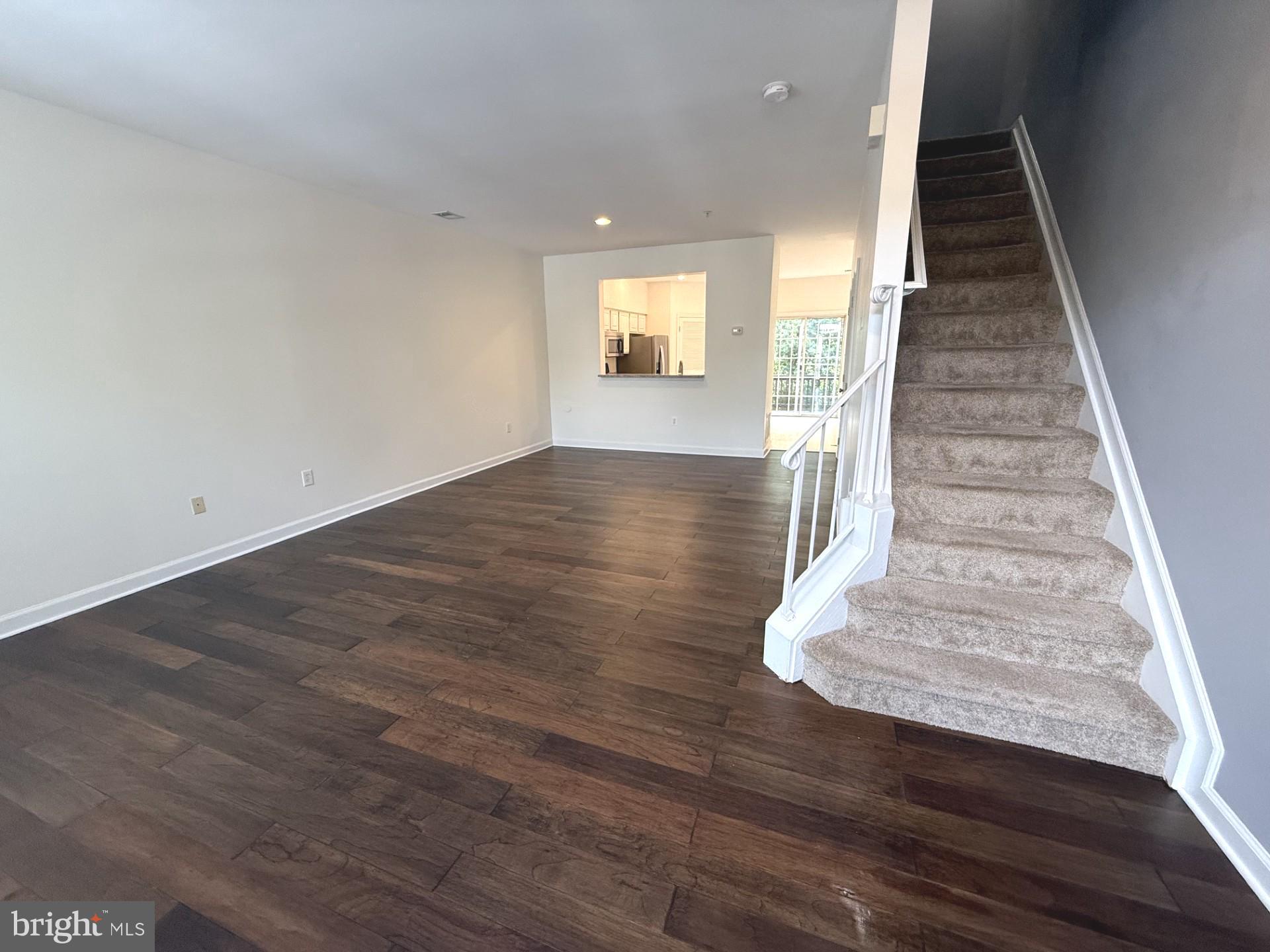 WOODLAND WALK - Residential