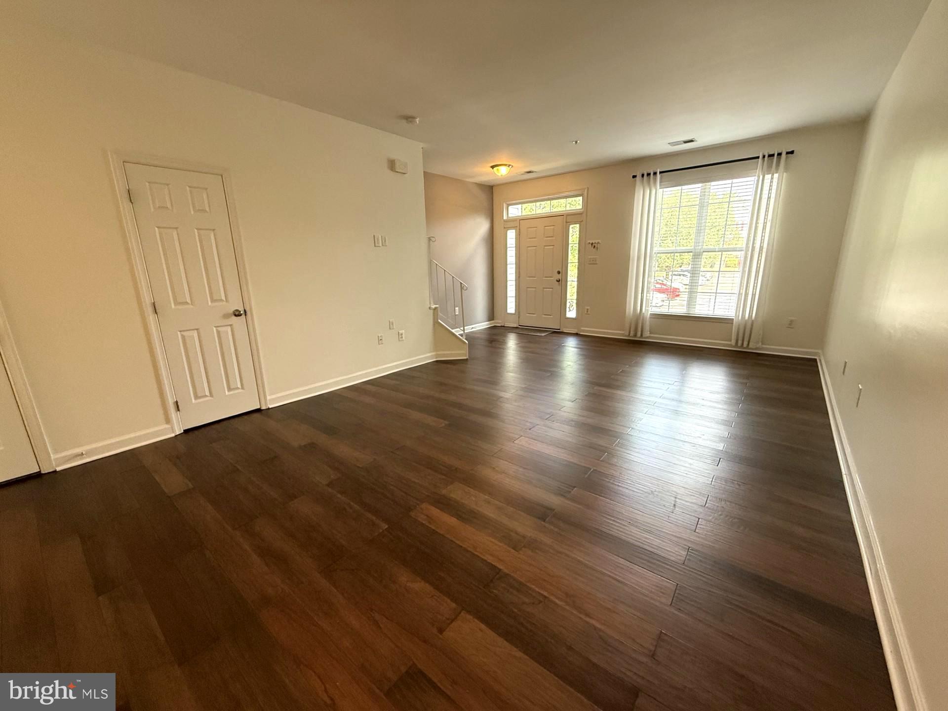 WOODLAND WALK - Residential