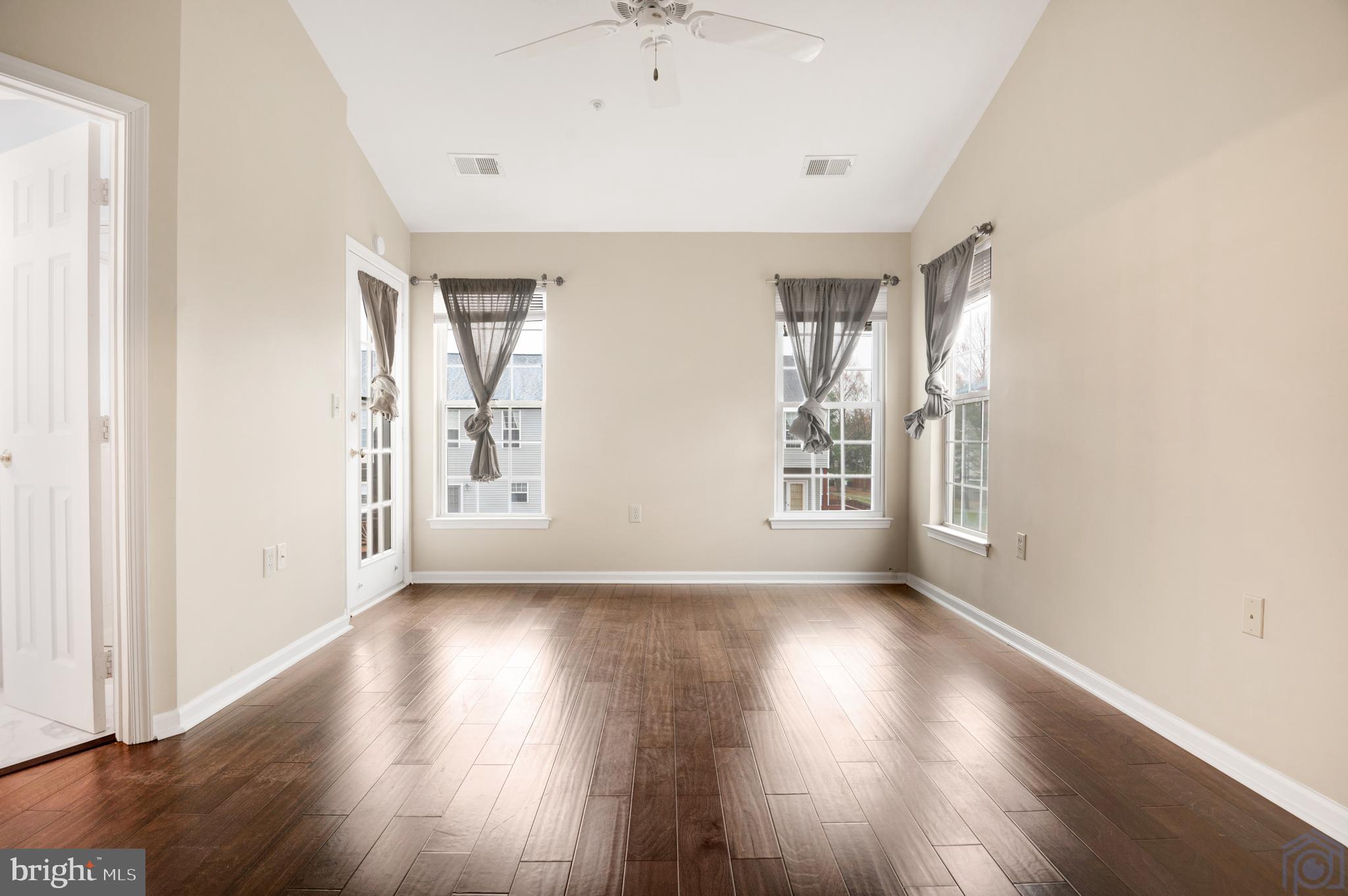 CROFTON VILLAGE - Residential