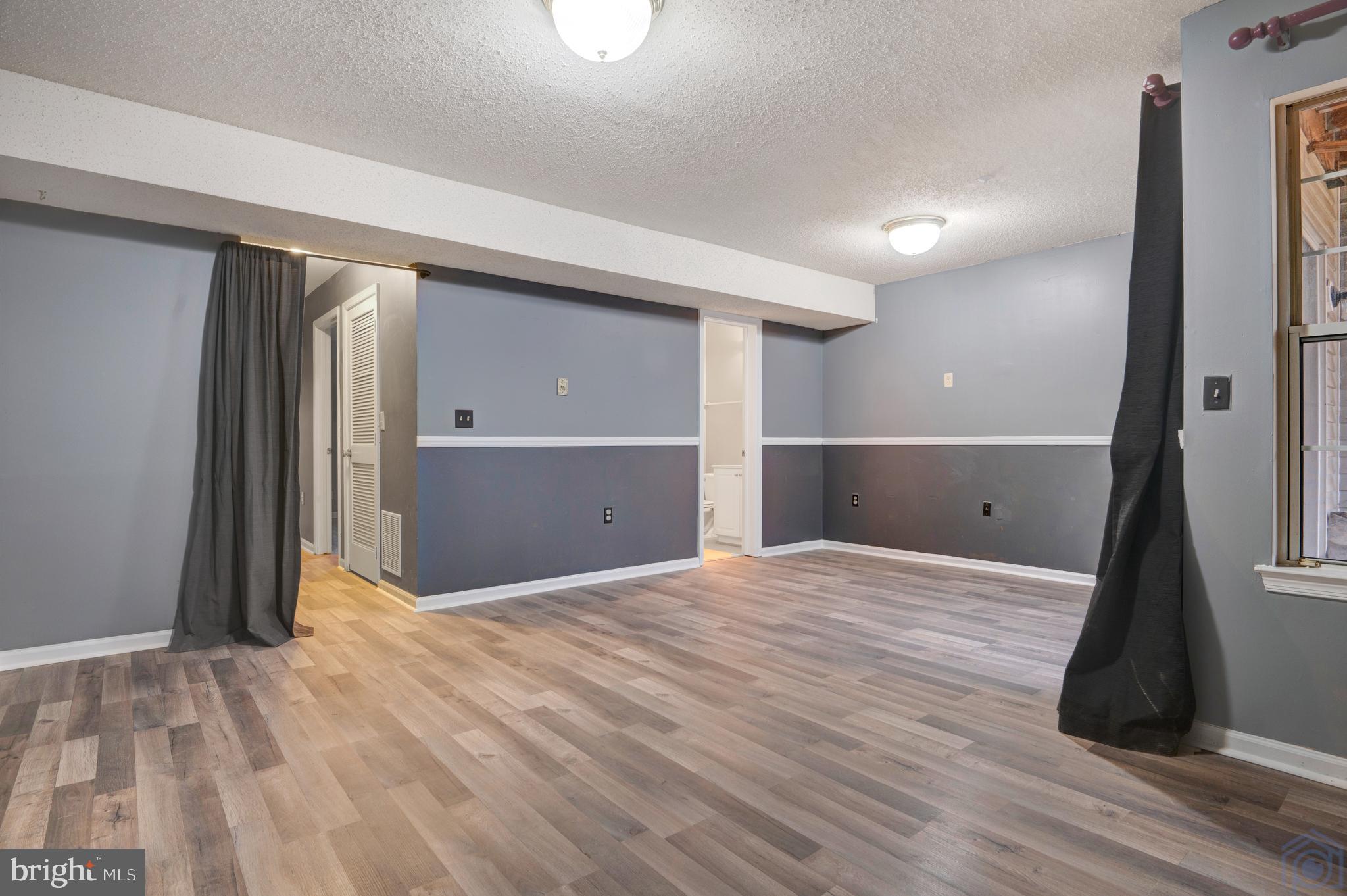 CROFTON VILLAGE - Residential