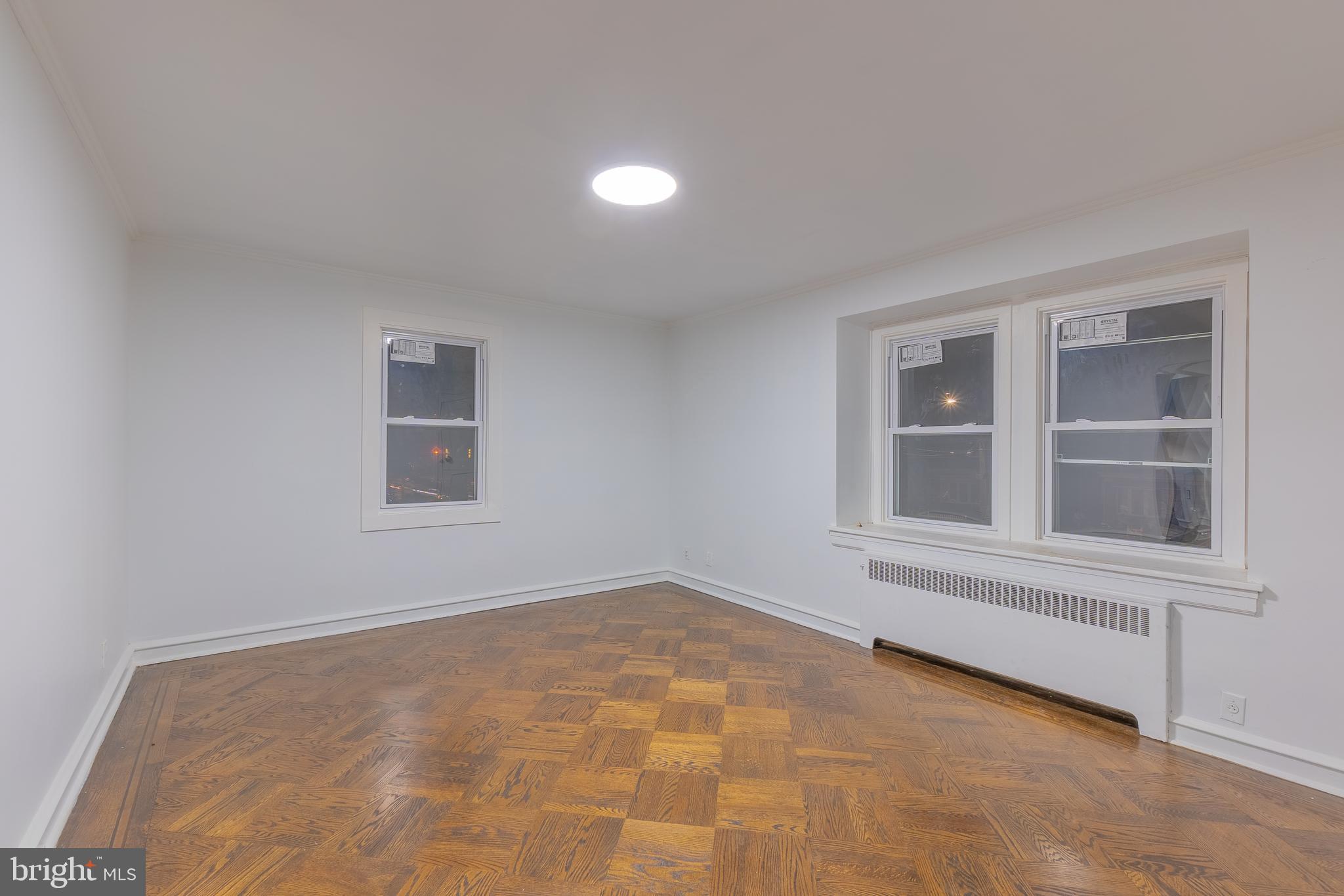 EAST OAK LANE - Residential