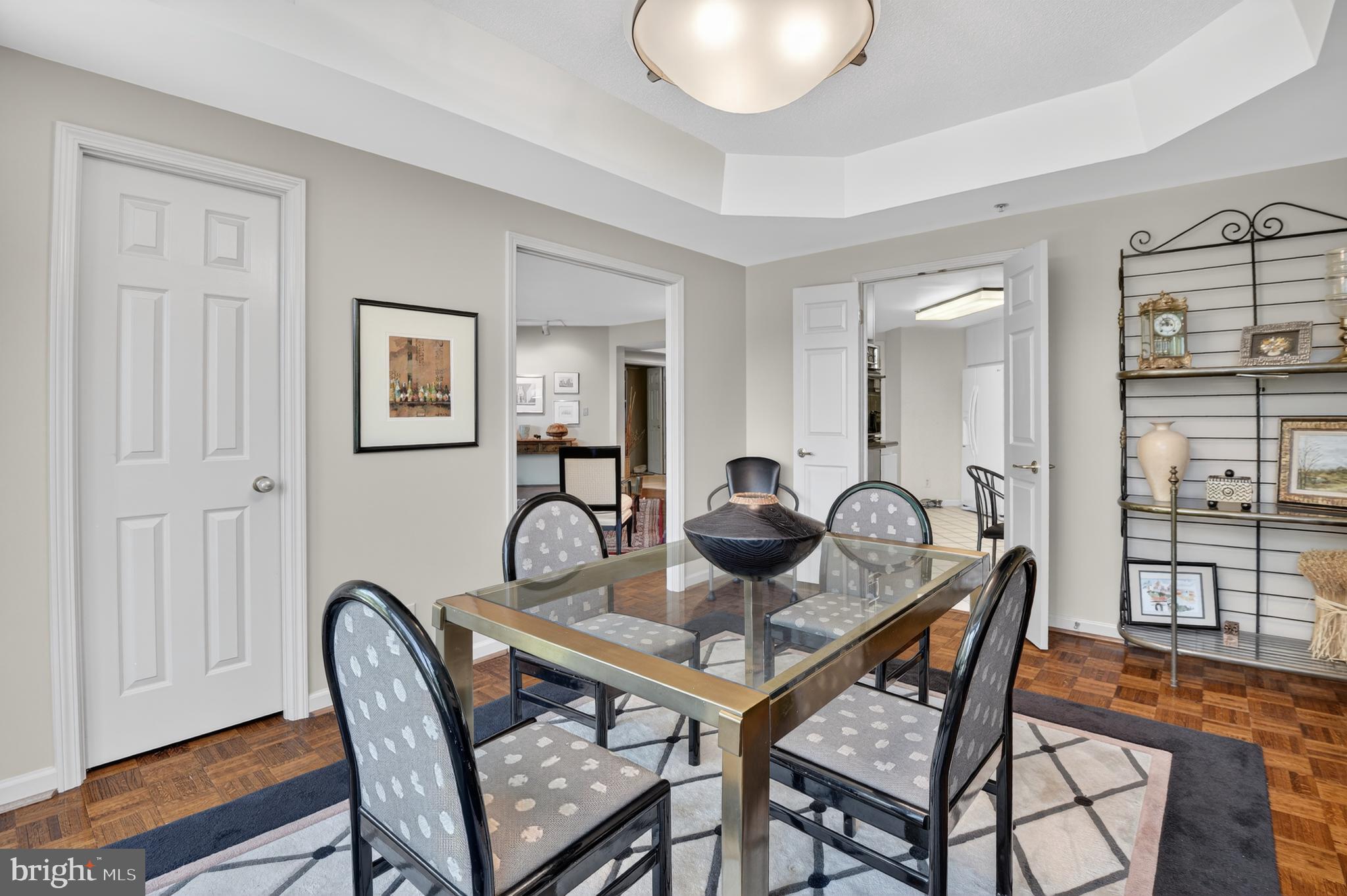SOMERSET HOUSE - Residential