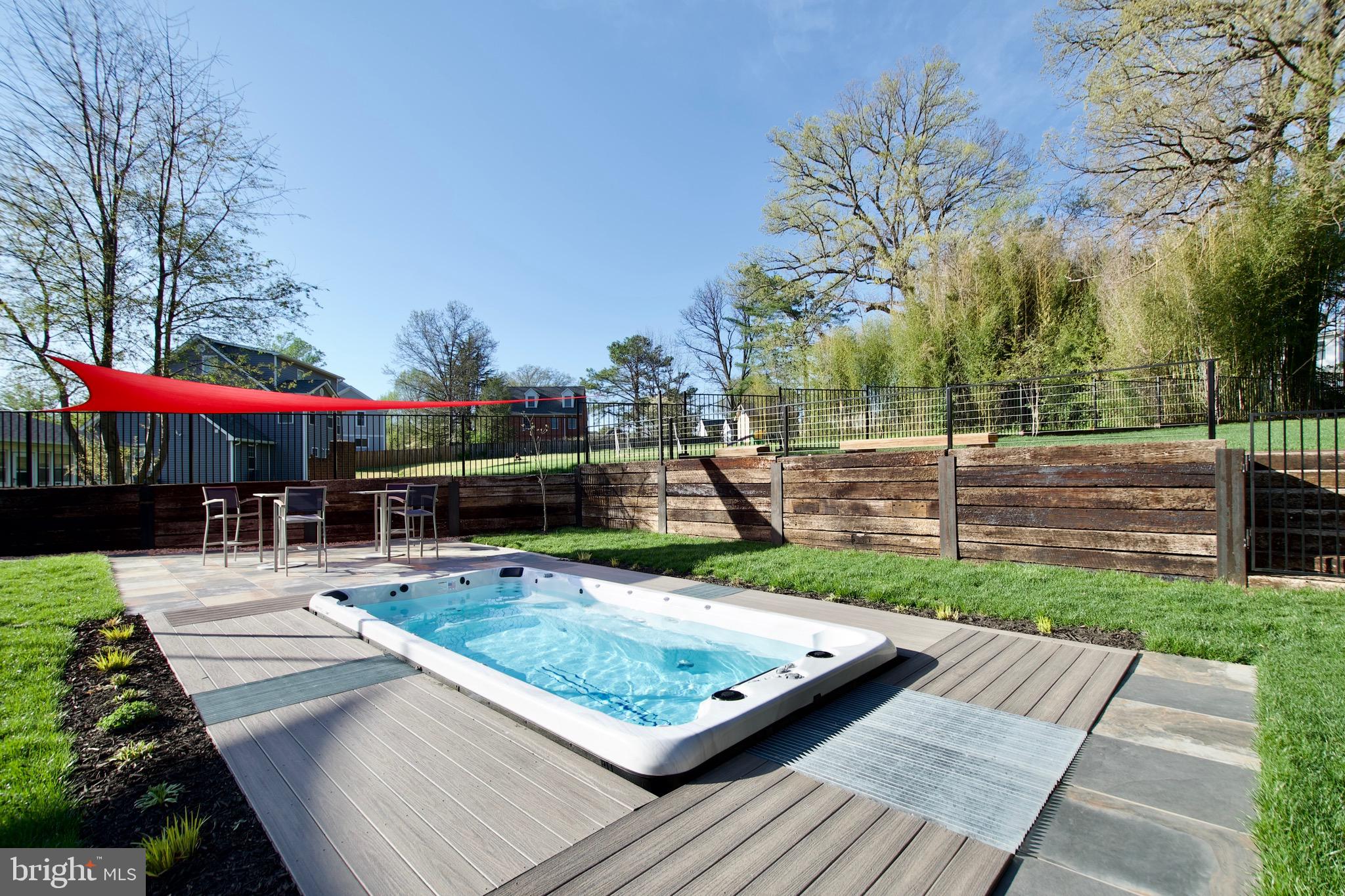 PIMMIT HILLS - Residential